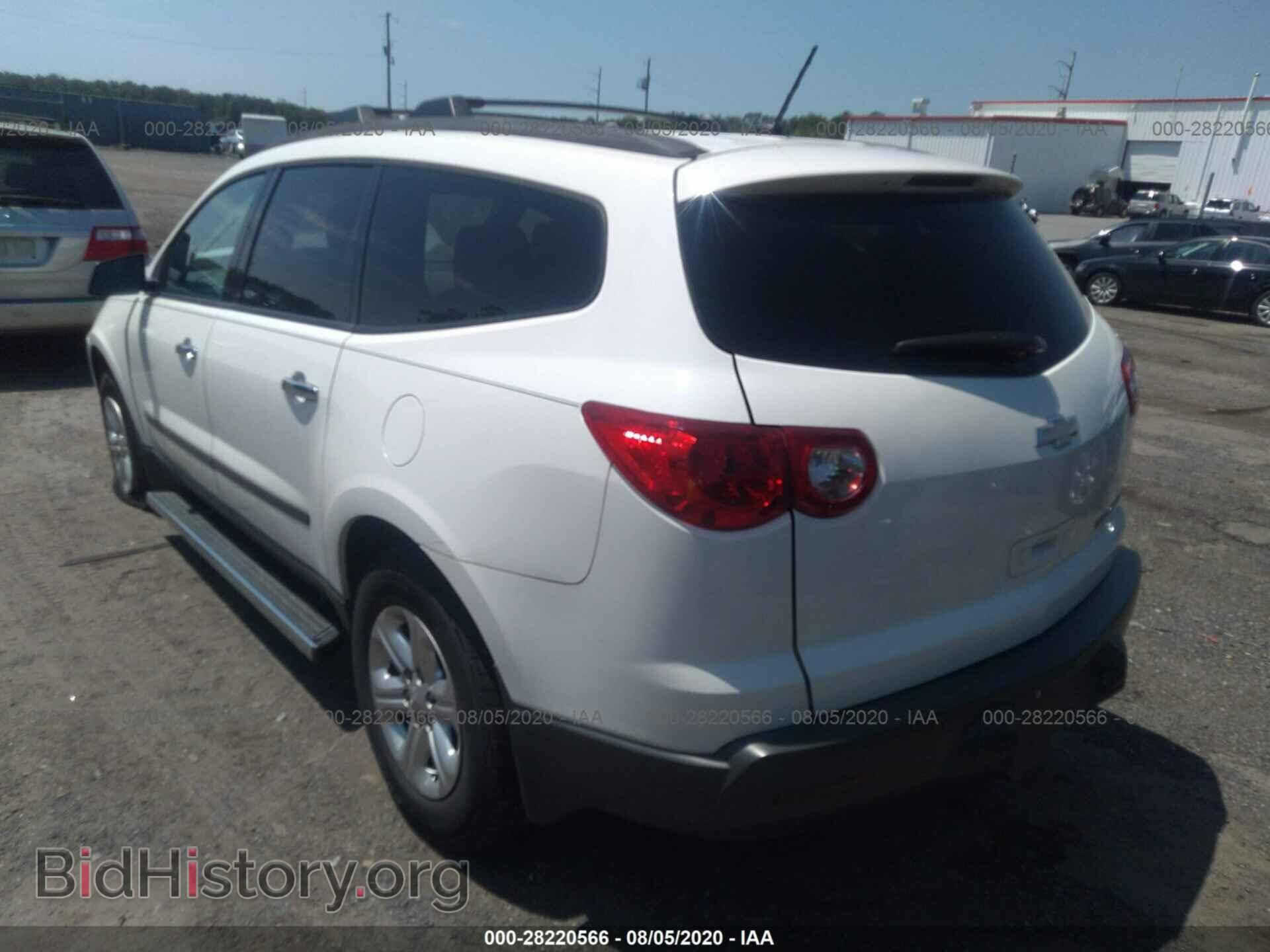 2012 CHEVROLET TRAVERSE - VIN: 1GNKRFED6CJ202084 - Photo 3