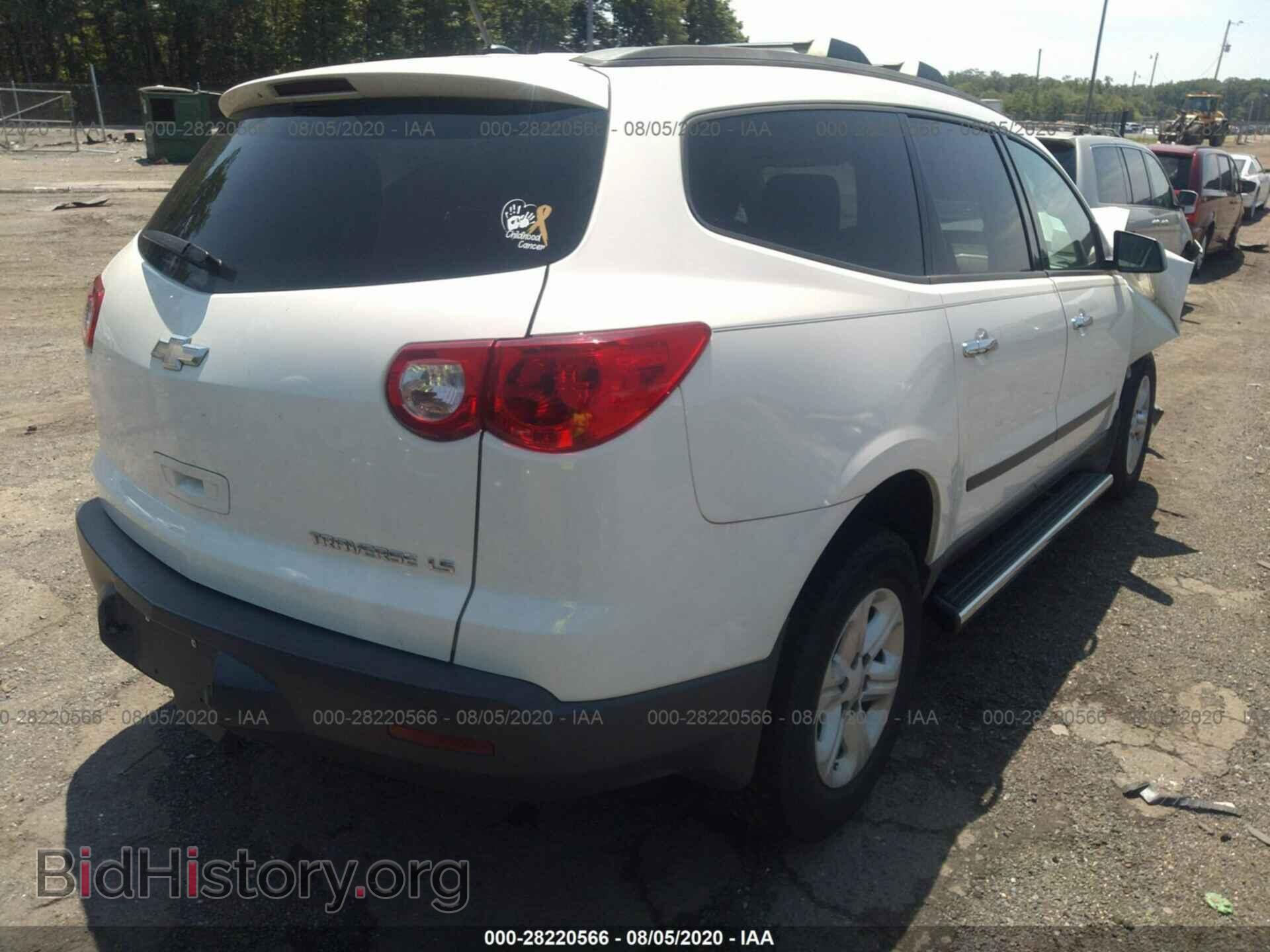 2012 CHEVROLET TRAVERSE - VIN: 1GNKRFED6CJ202084 - Photo 4