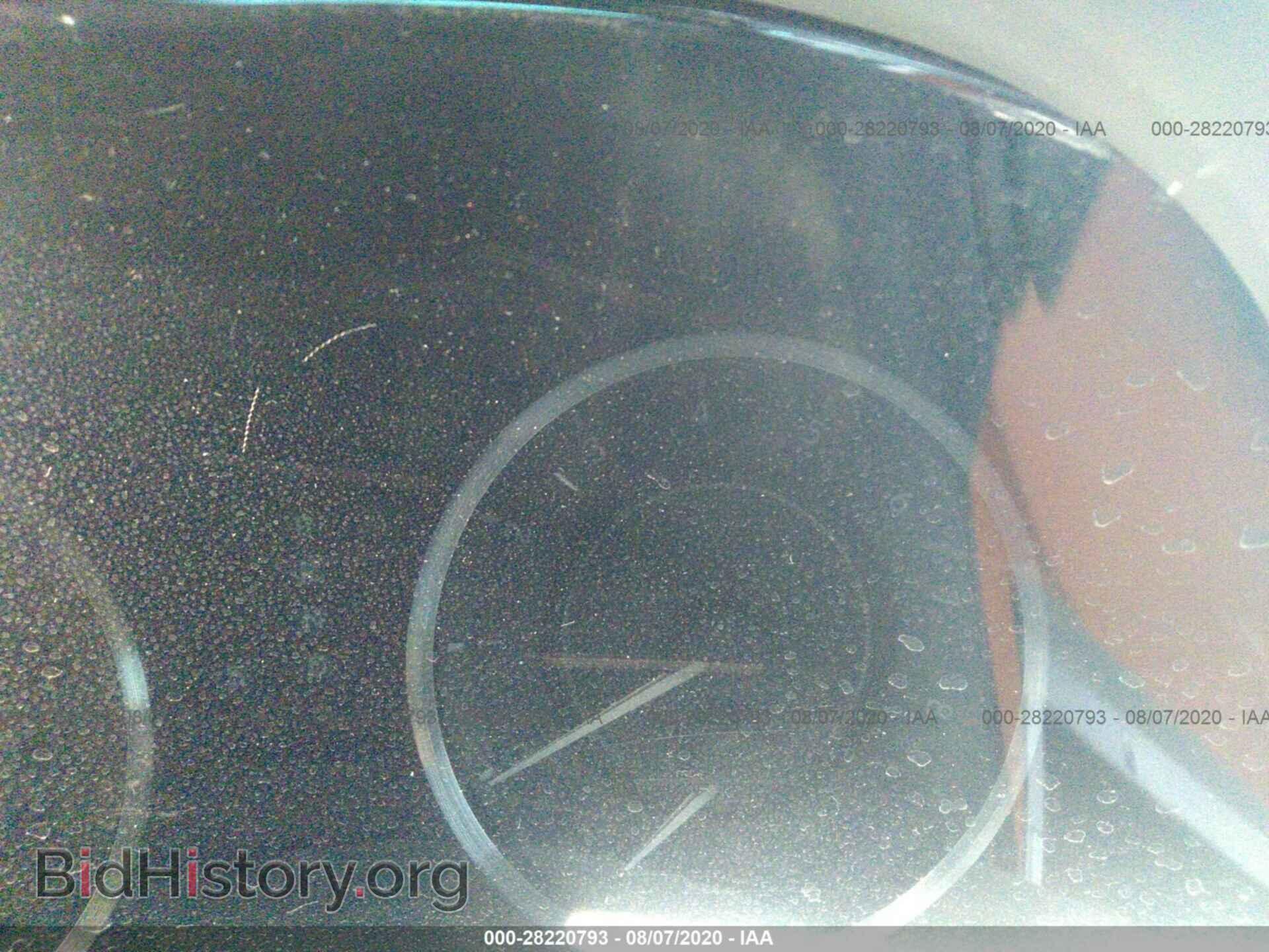 2011 LEXUS IS 350C - VIN: JTHFE2C23B2505606 - Фото 7