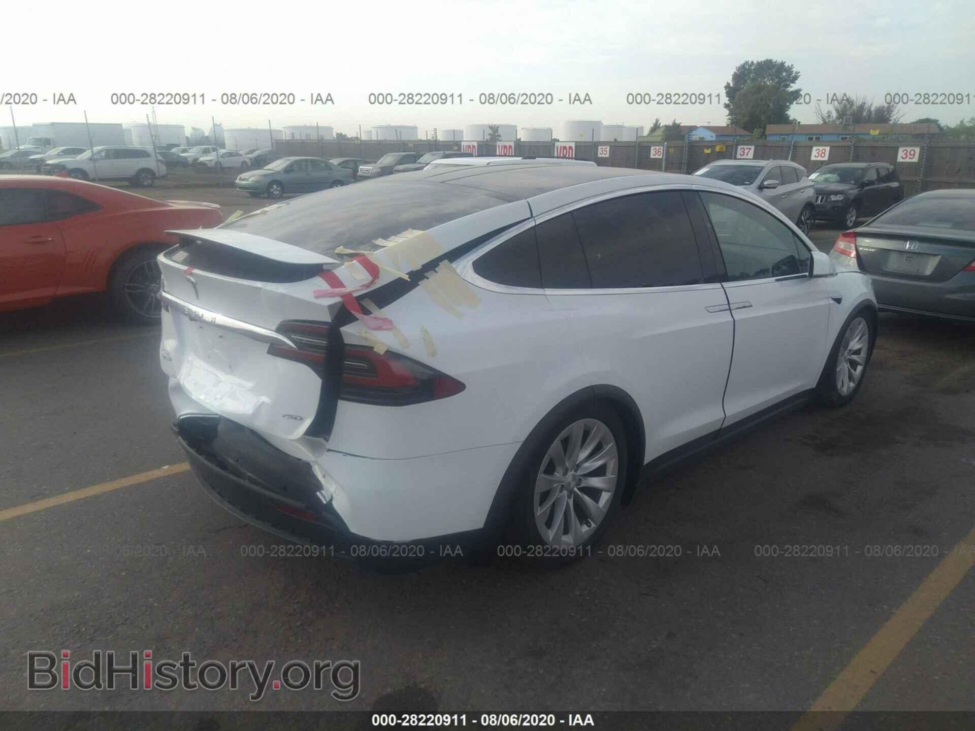 2016 TESLA MODEL X - VIN: 5YJXCDE29GF026180 - Photo 4