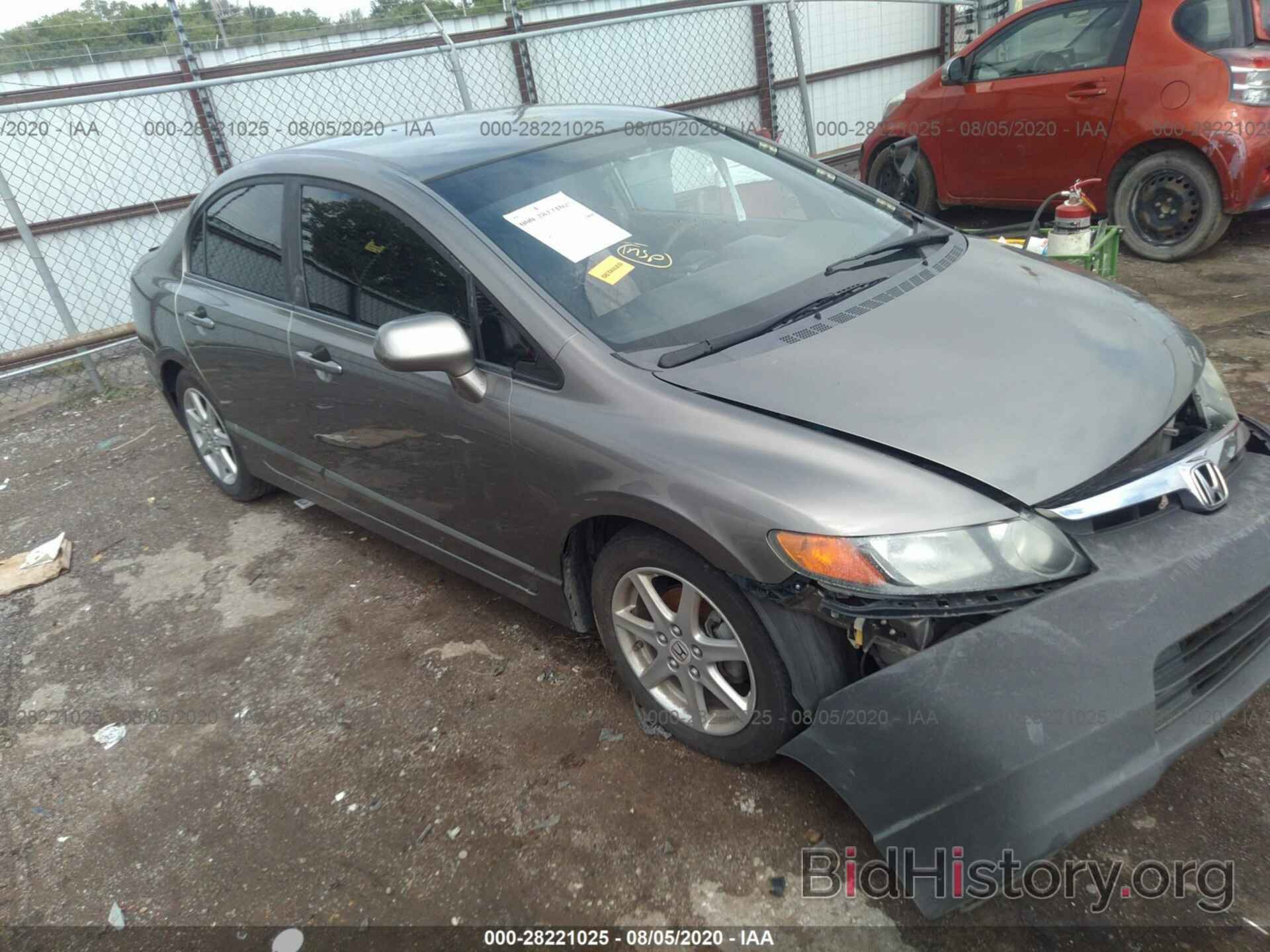 Photo 1HGFA16528L065766 - HONDA CIVIC SDN 2008