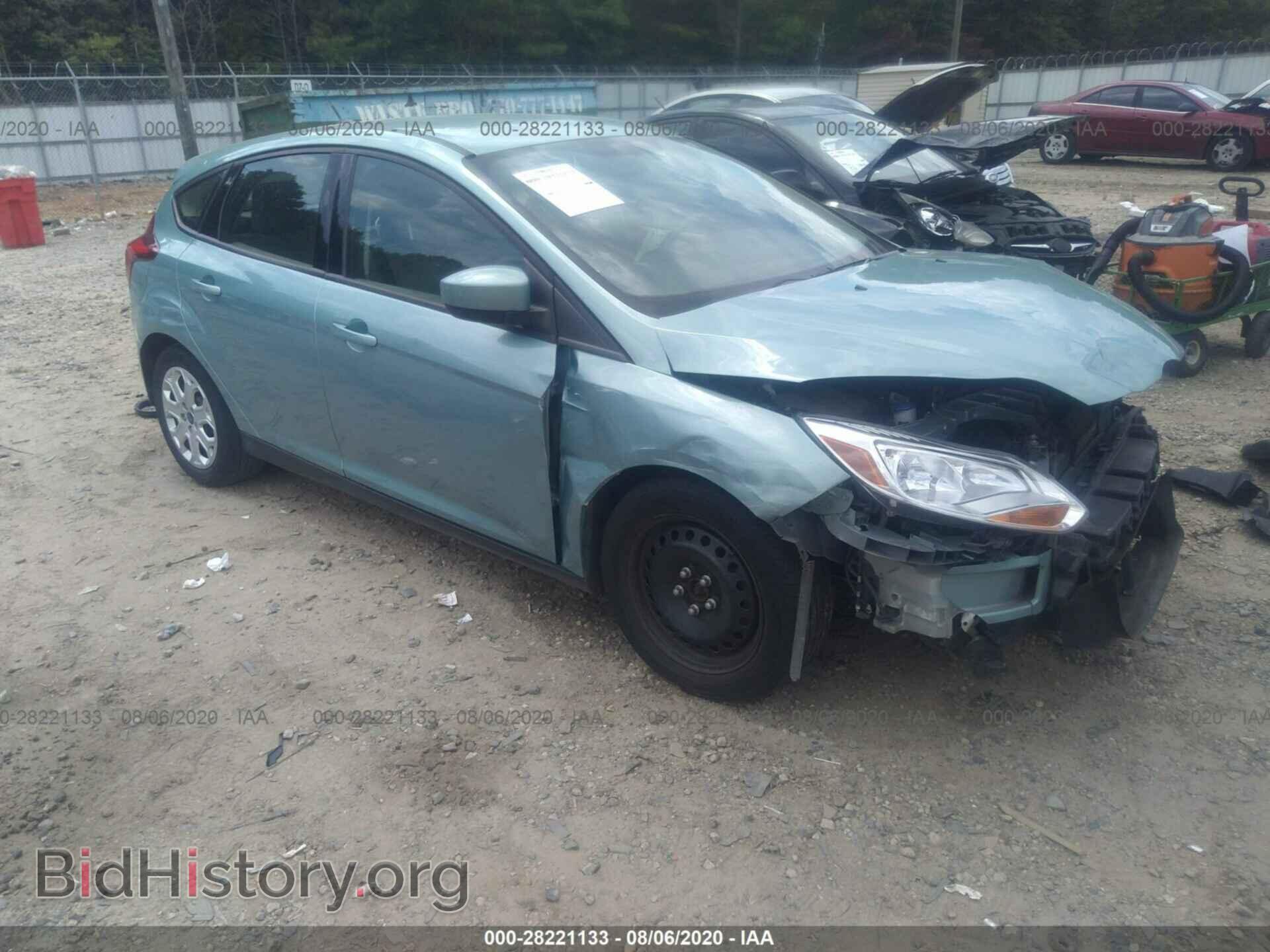 Photo 1FAHP3K28CL282461 - FORD FOCUS 2012