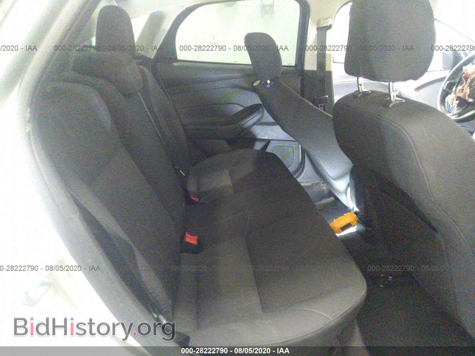 2017 FORD FOCUS - VIN: 1FADP3F28HL233017 - Photo 8