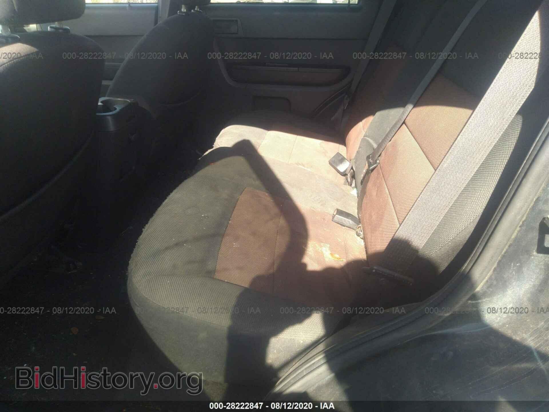 2008 FORD ESCAPE - VIN: 1FMCU93128KB51282 - Фото 8