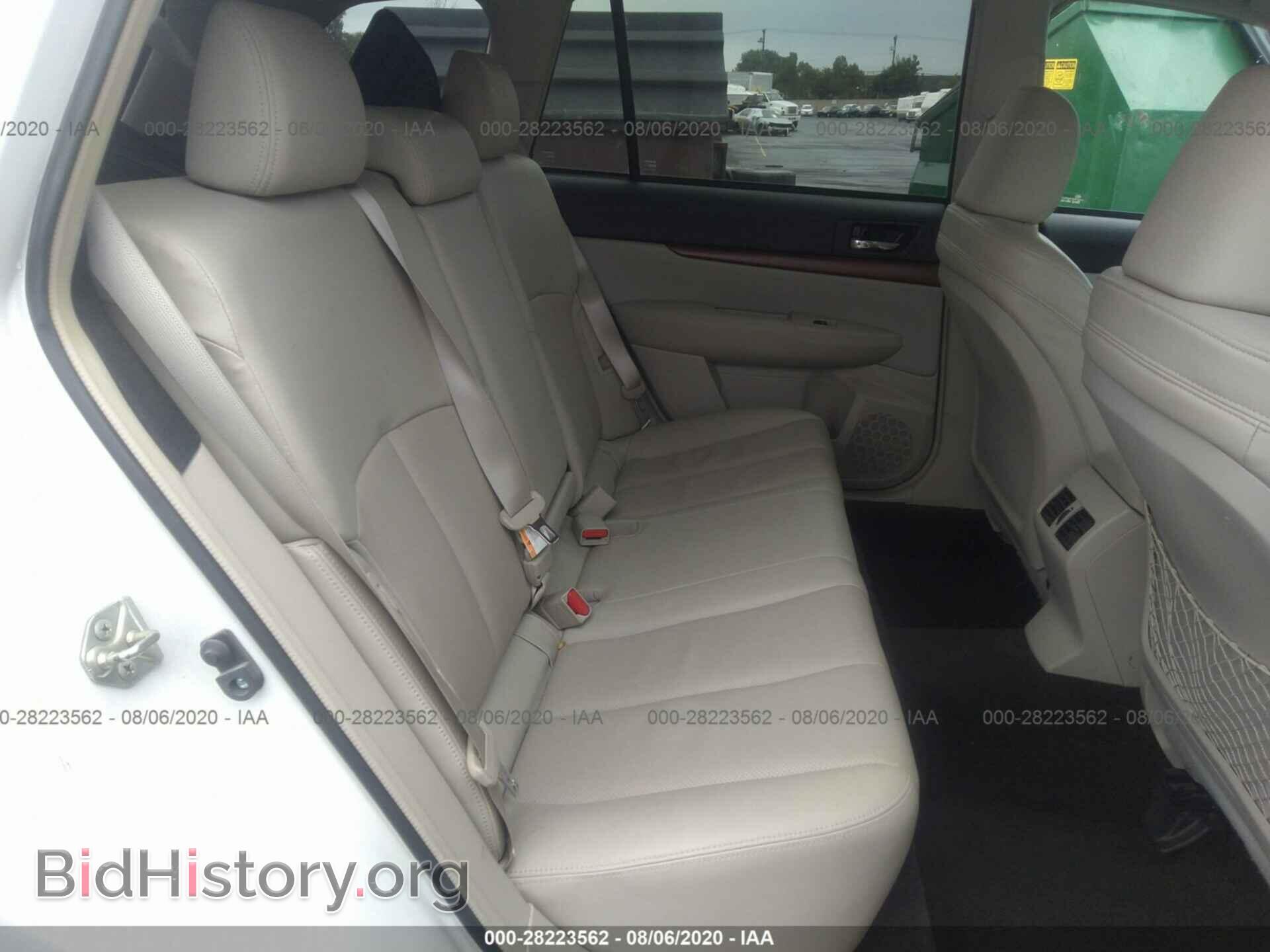 2014 SUBARU OUTBACK - VIN: 4S4BRCLC4E3315908 - Фото 8