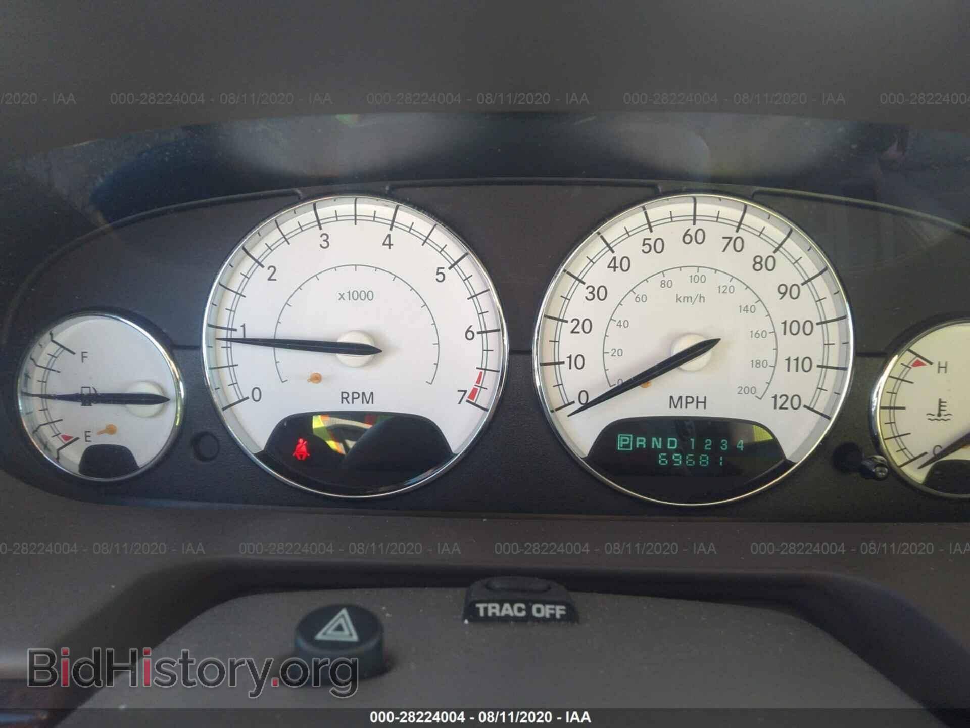 2004 CHRYSLER SEBRING - VIN: 1C3EL65RX4N125298 - Фото 7