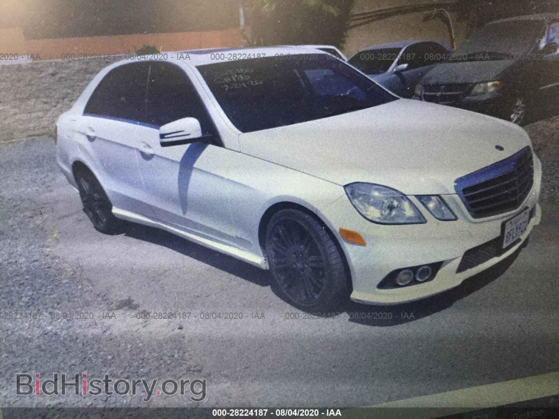 Photo WDDHF5GB3AA239274 - MERCEDES-BENZ E-CLASS 2010