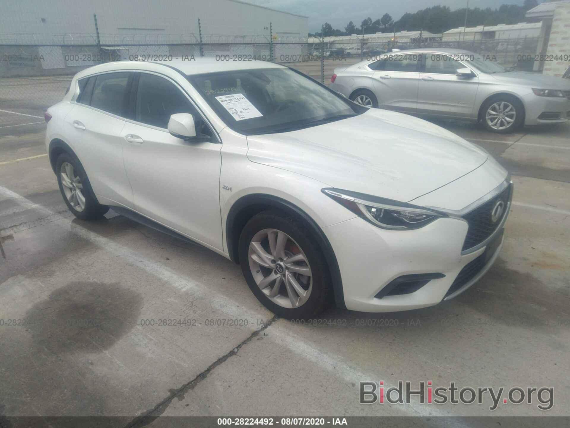 Photo SJKCH5CPXJA047444 - INFINITI QX30 2018