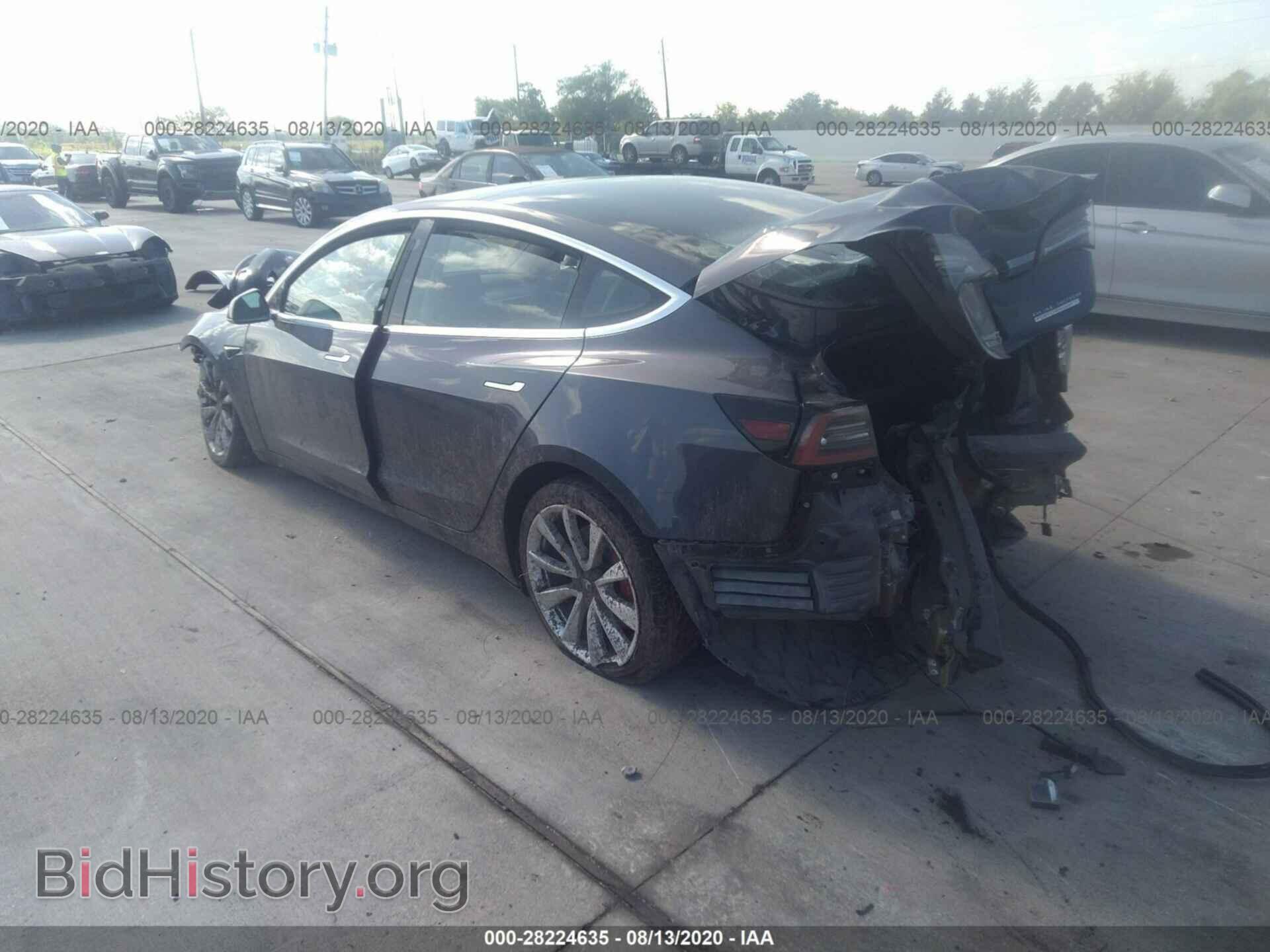 2018 TESLA MODEL 3 - VIN: 5YJ3E1EB7JF186945 - Фото 3