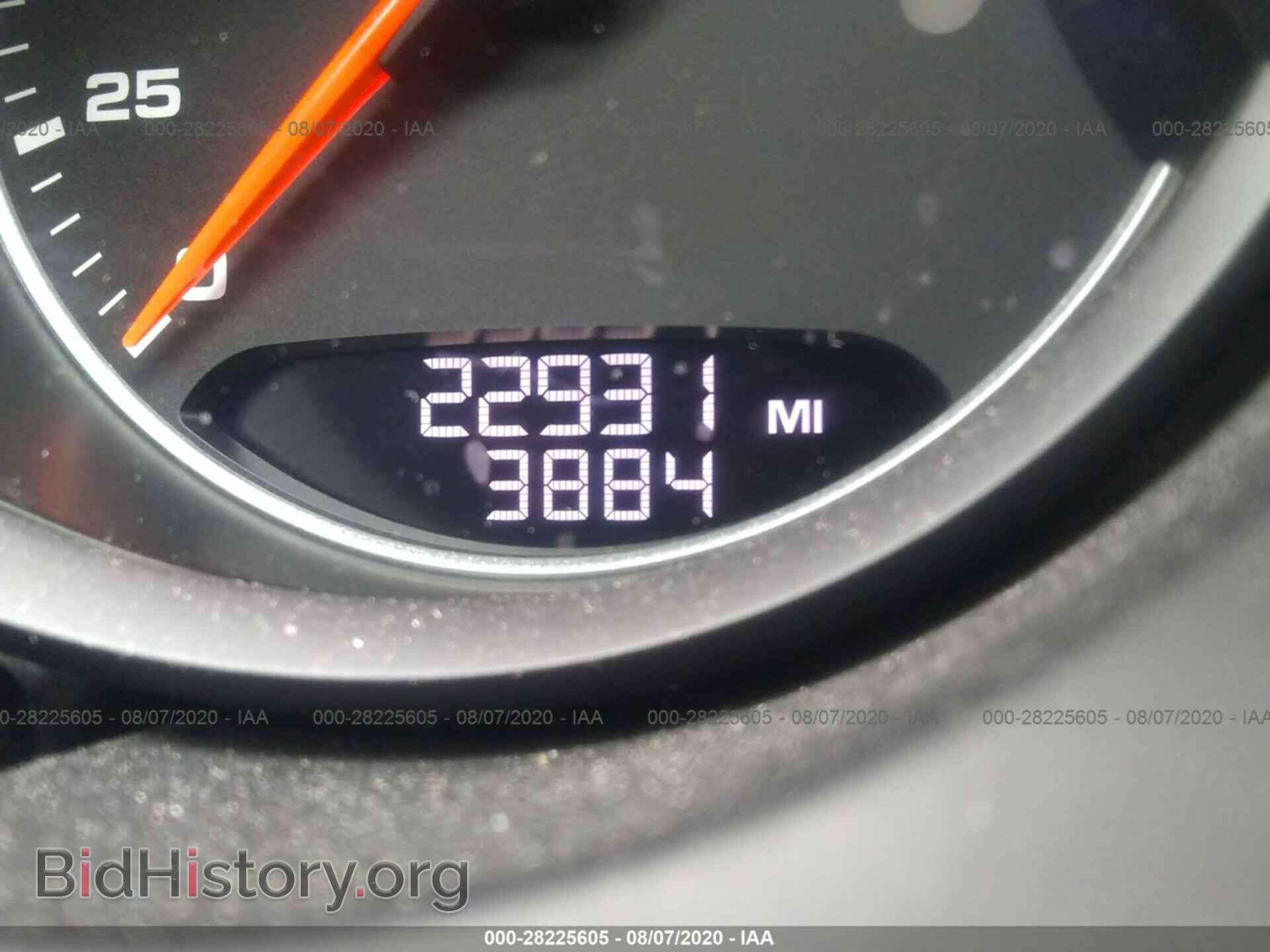 2016 PORSCHE CAYENNE - VIN: WP1AD2A29GLA71600 - Фото 7