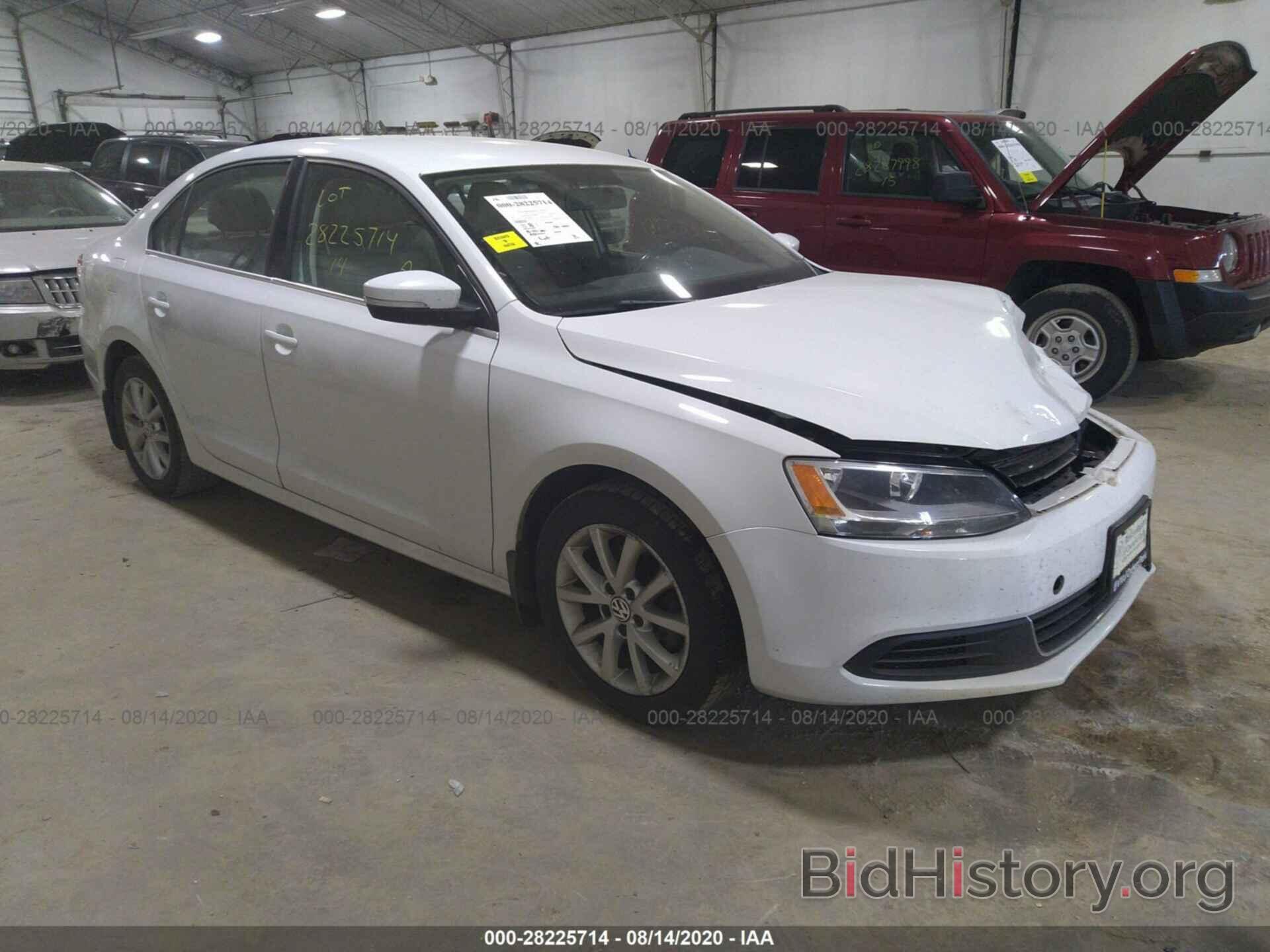 Фотография 3VWB17AJ2EM289714 - VOLKSWAGEN JETTA SEDAN 2014