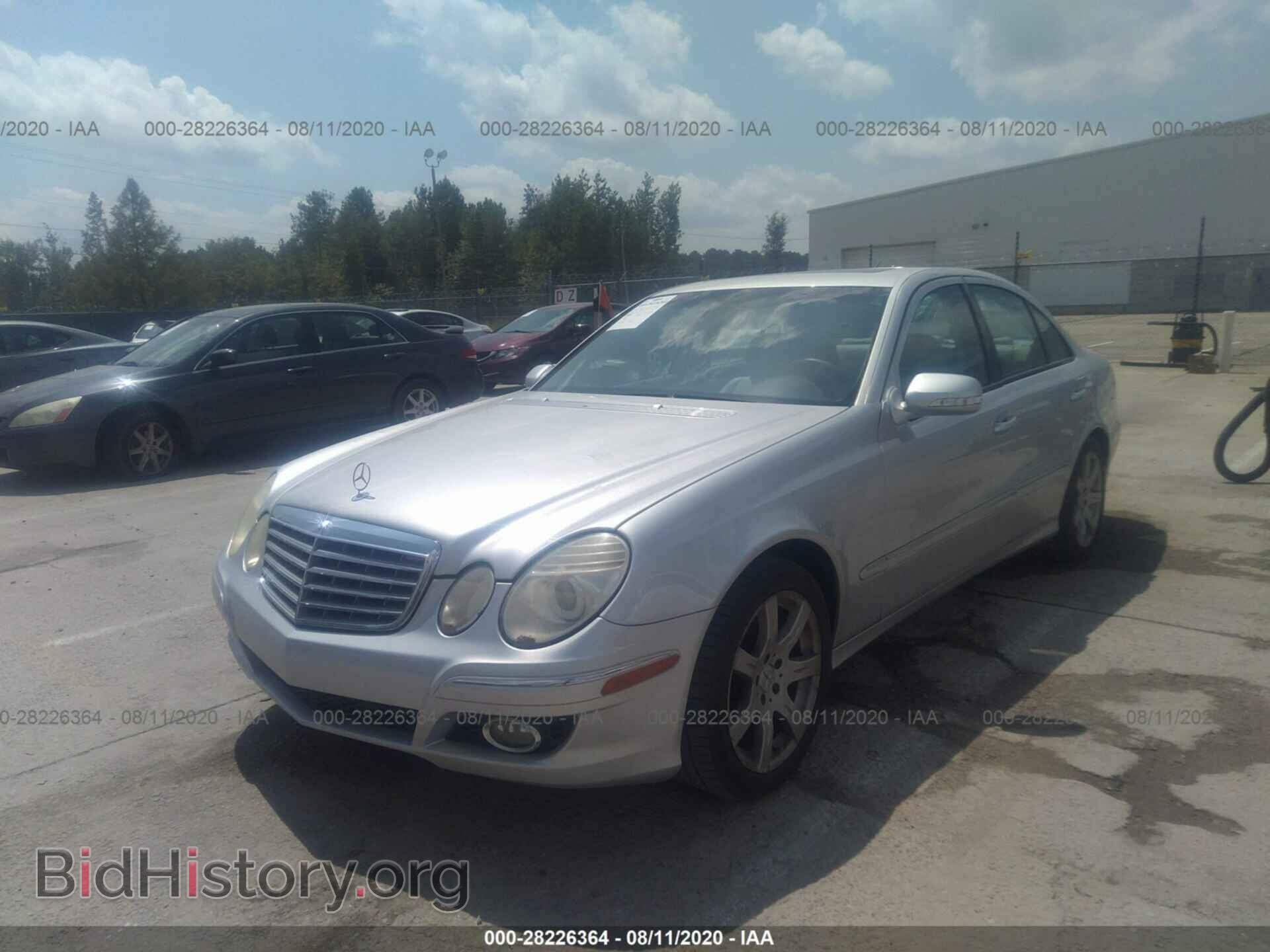 2007 MERCEDES-BENZ E-CLASS - VIN: WDBUF56X27A987060 - Фото 2