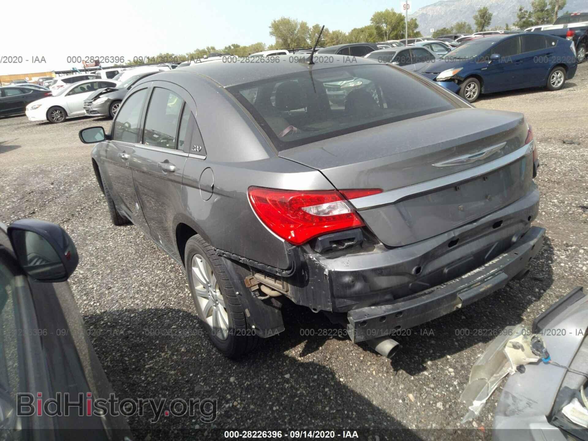 2011 CHRYSLER 200 - VIN: 1C3BC1FG2BN604637 - Photo 3