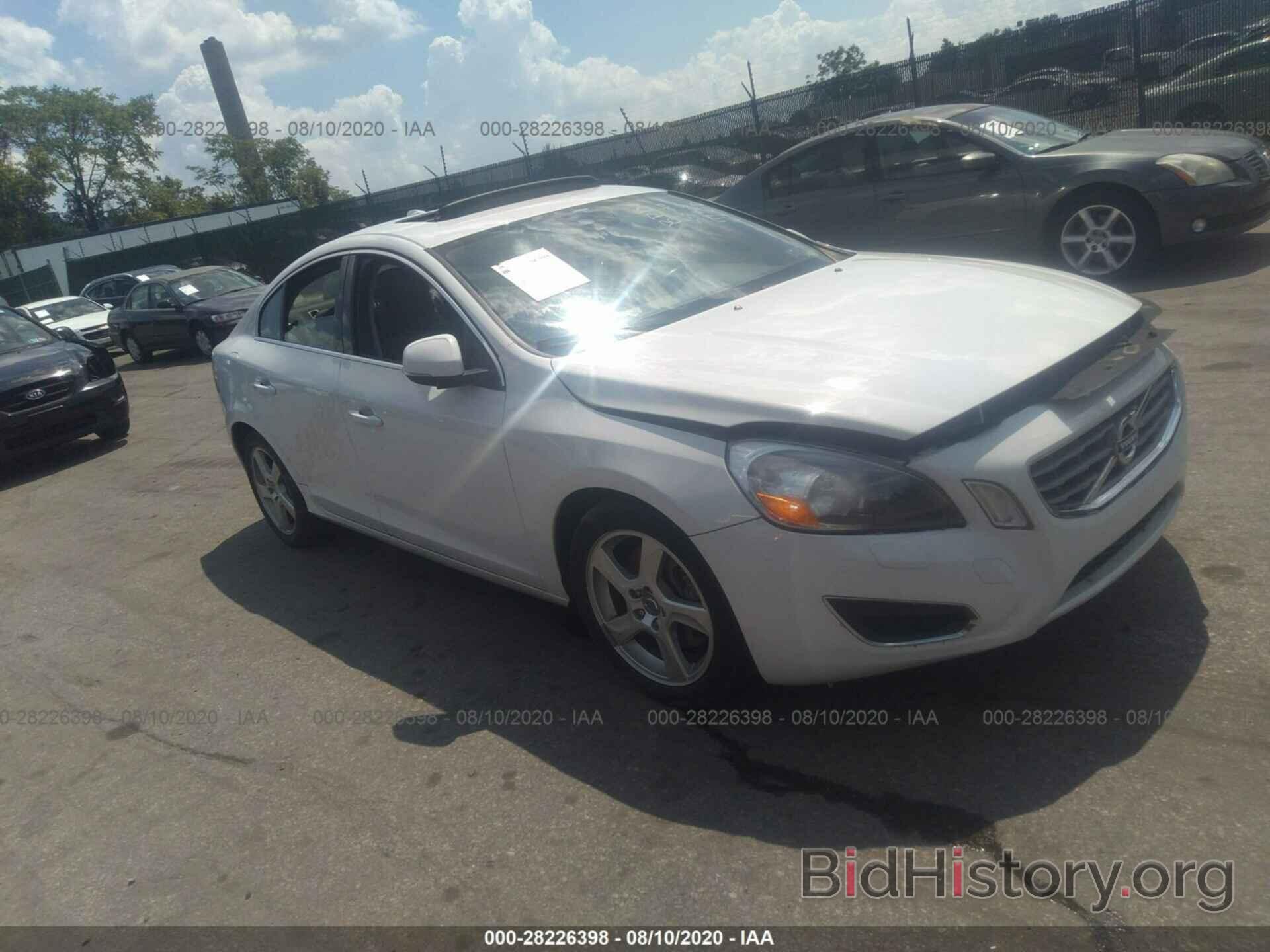 Photo YV1612FH8D2179408 - VOLVO S60 2013