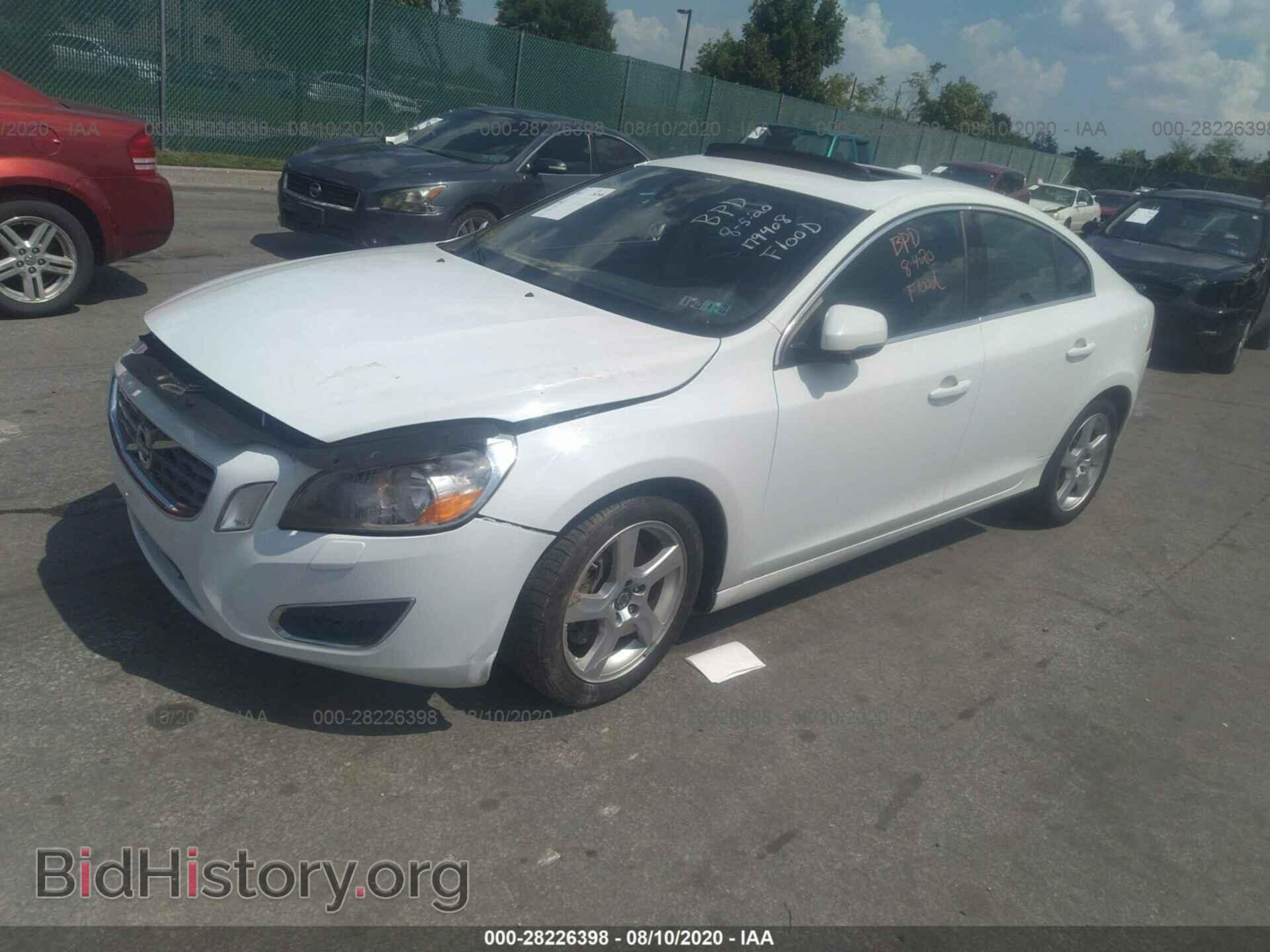 2013 VOLVO S60 - VIN: YV1612FH8D2179408 - Фото 2