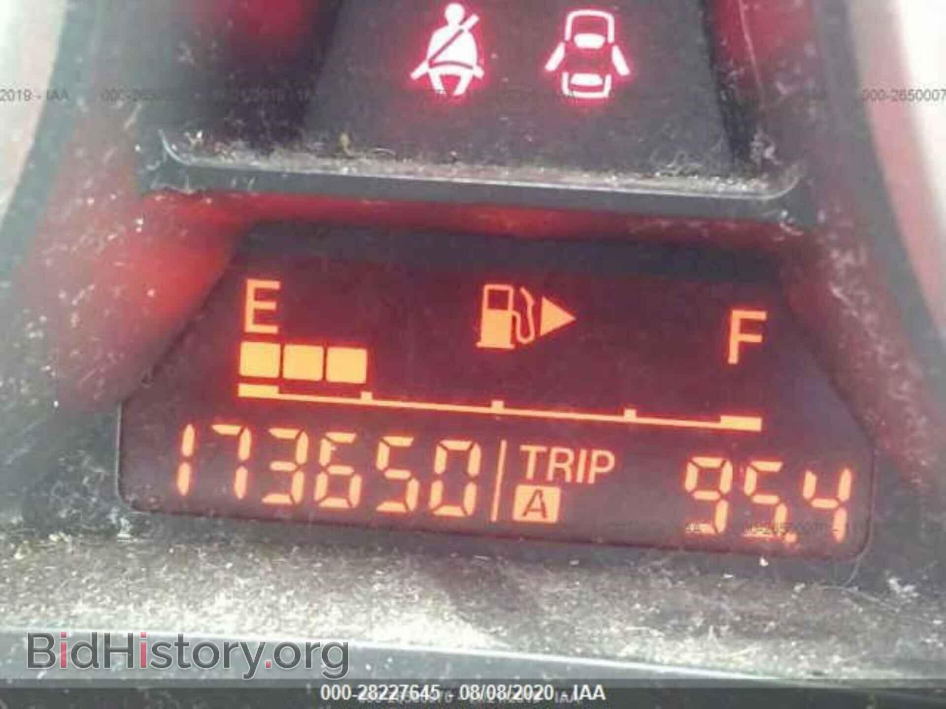 2011 MAZDA MAZDA3 - VIN: JM1BL1VF8B1447563 - Фото 8