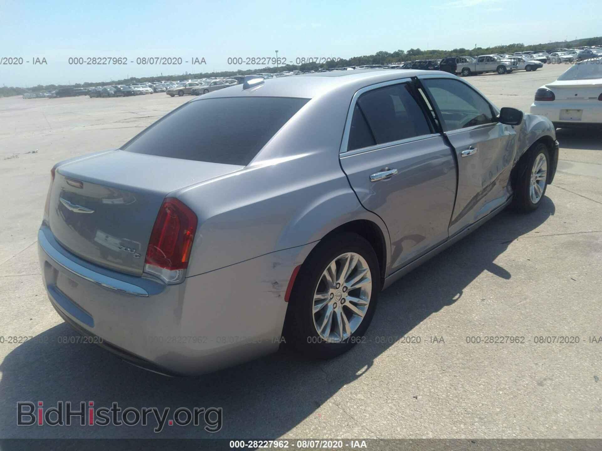 2017 CHRYSLER 300 - VIN: 2C3CCAEG7HH564871 - Фото 4
