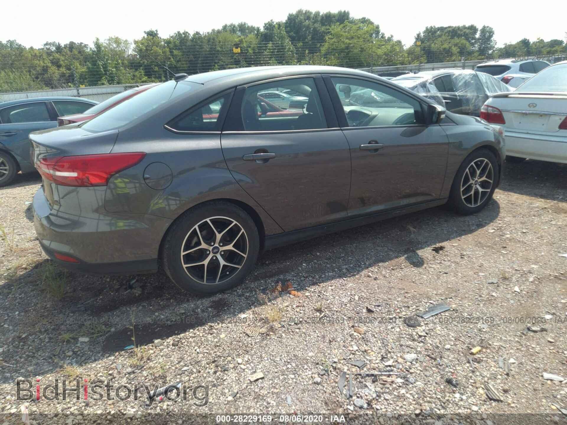2017 FORD FOCUS - VIN: 1FADP3FE7HL292361 - Фото 4