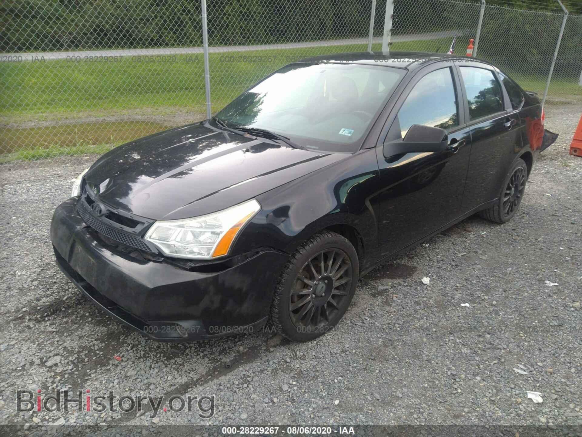 2009 FORD FOCUS - VIN: 1FAHP36N99W247729 - Photo 2