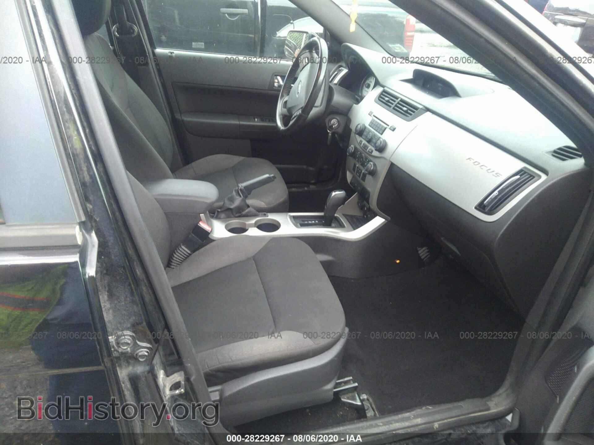 2009 FORD FOCUS - VIN: 1FAHP36N99W247729 - Photo 5