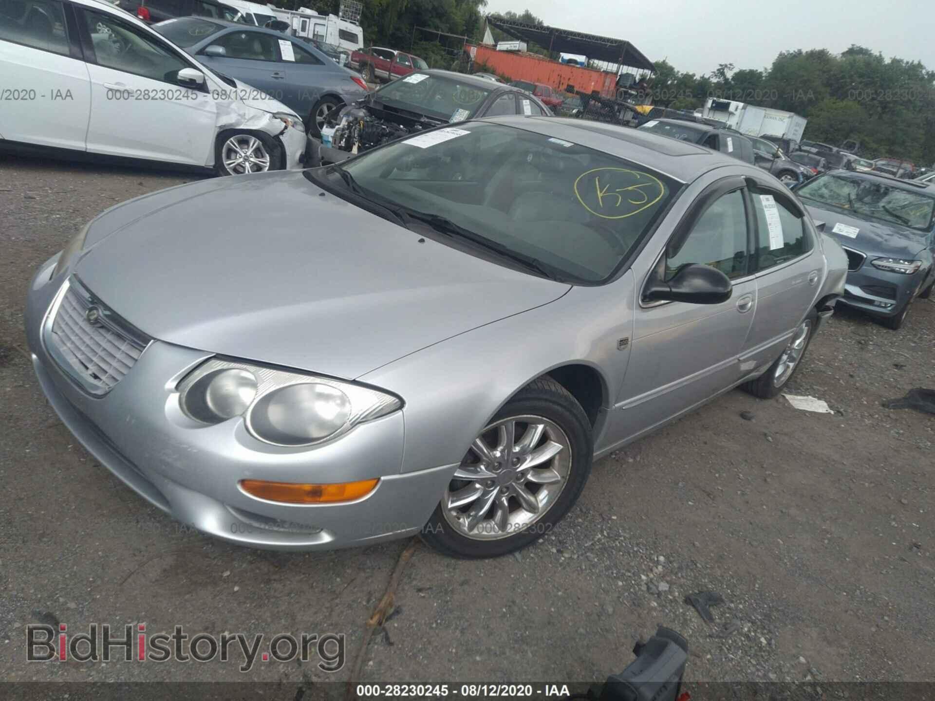 2004 CHRYSLER 300M - VIN: 2C3HE66G64H684781 - Photo 2