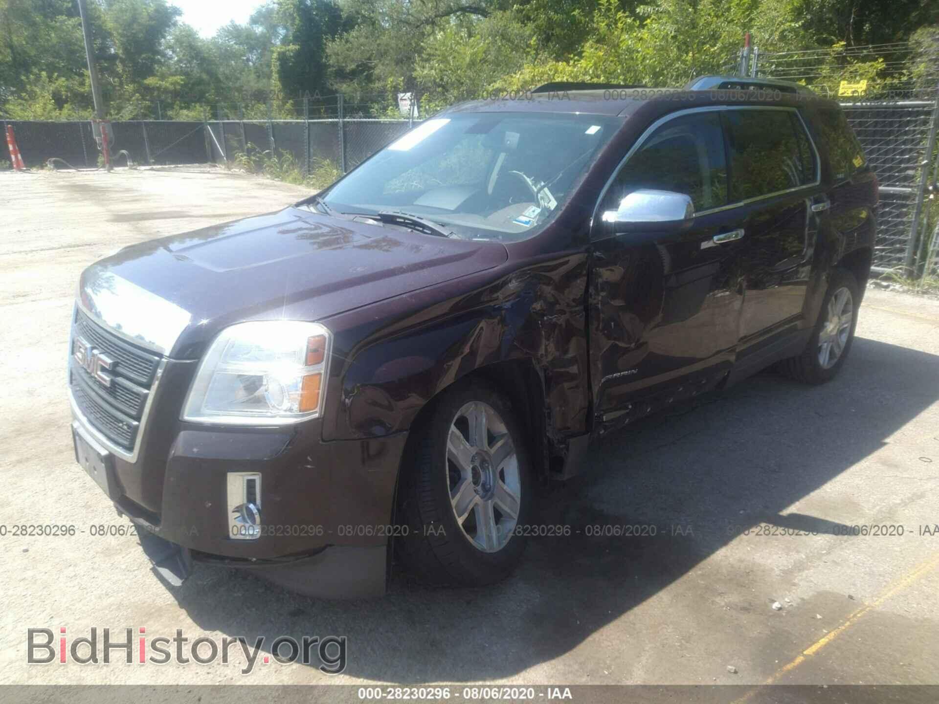 2011 GMC TERRAIN - VIN: 2CTFLWE55B6453926 - Photo 2