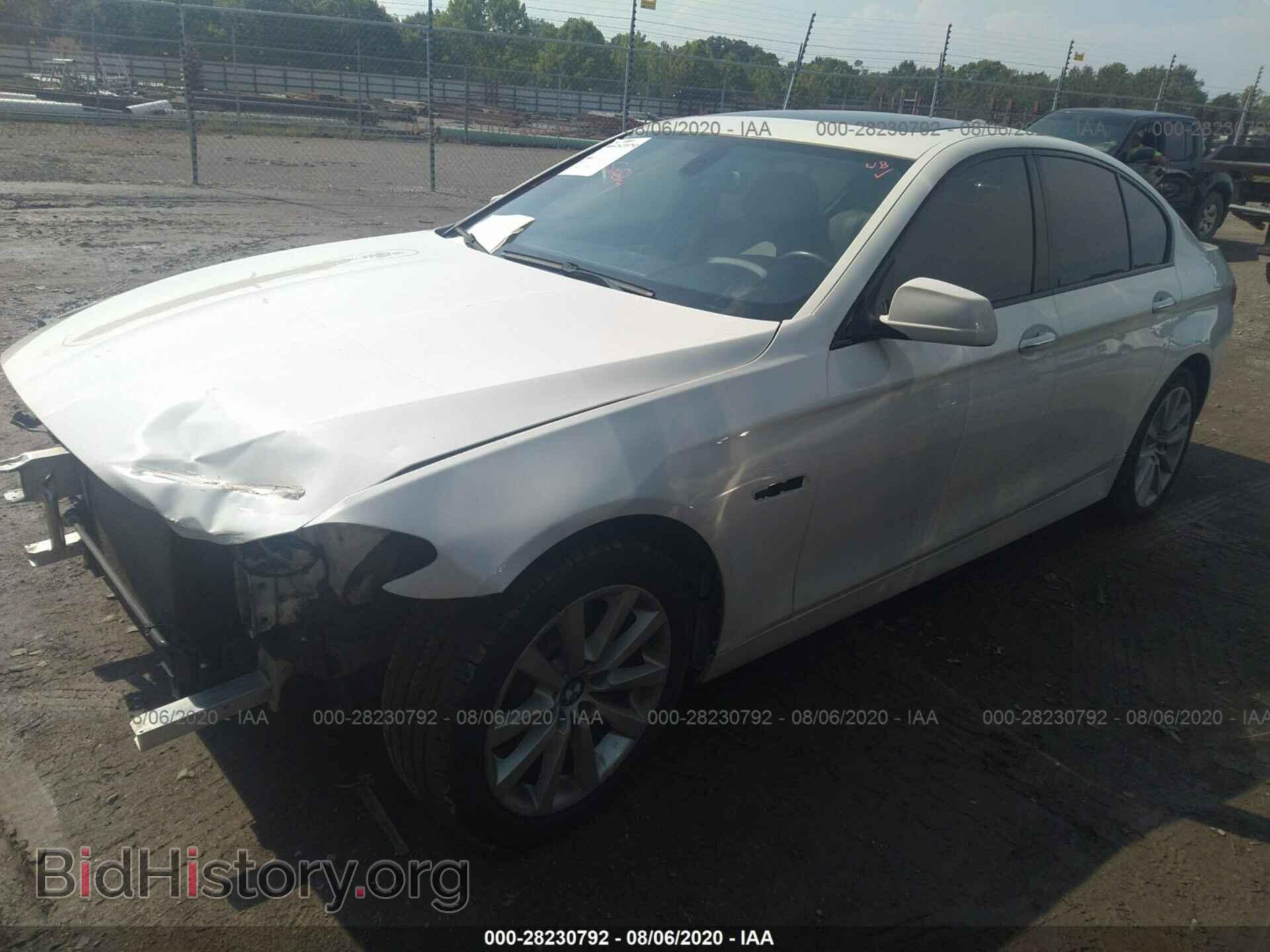 2012 BMW 5 SERIES - VIN: WBAXG5C55CDW24224 - Фото 2