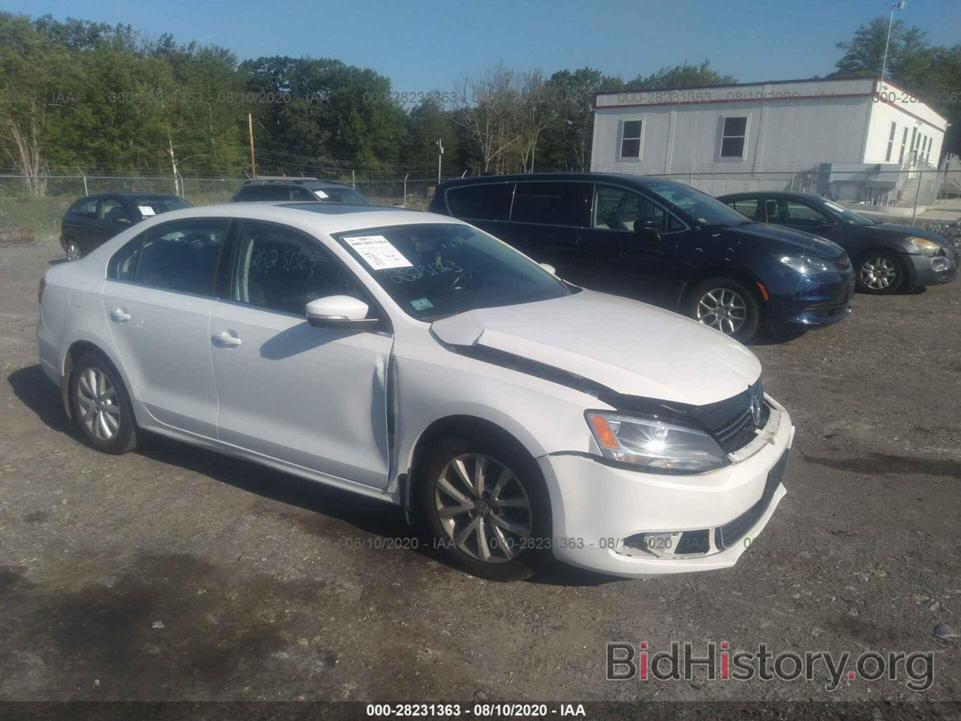 Photo 3VWD17AJ6EM322187 - VOLKSWAGEN JETTA SEDAN 2014