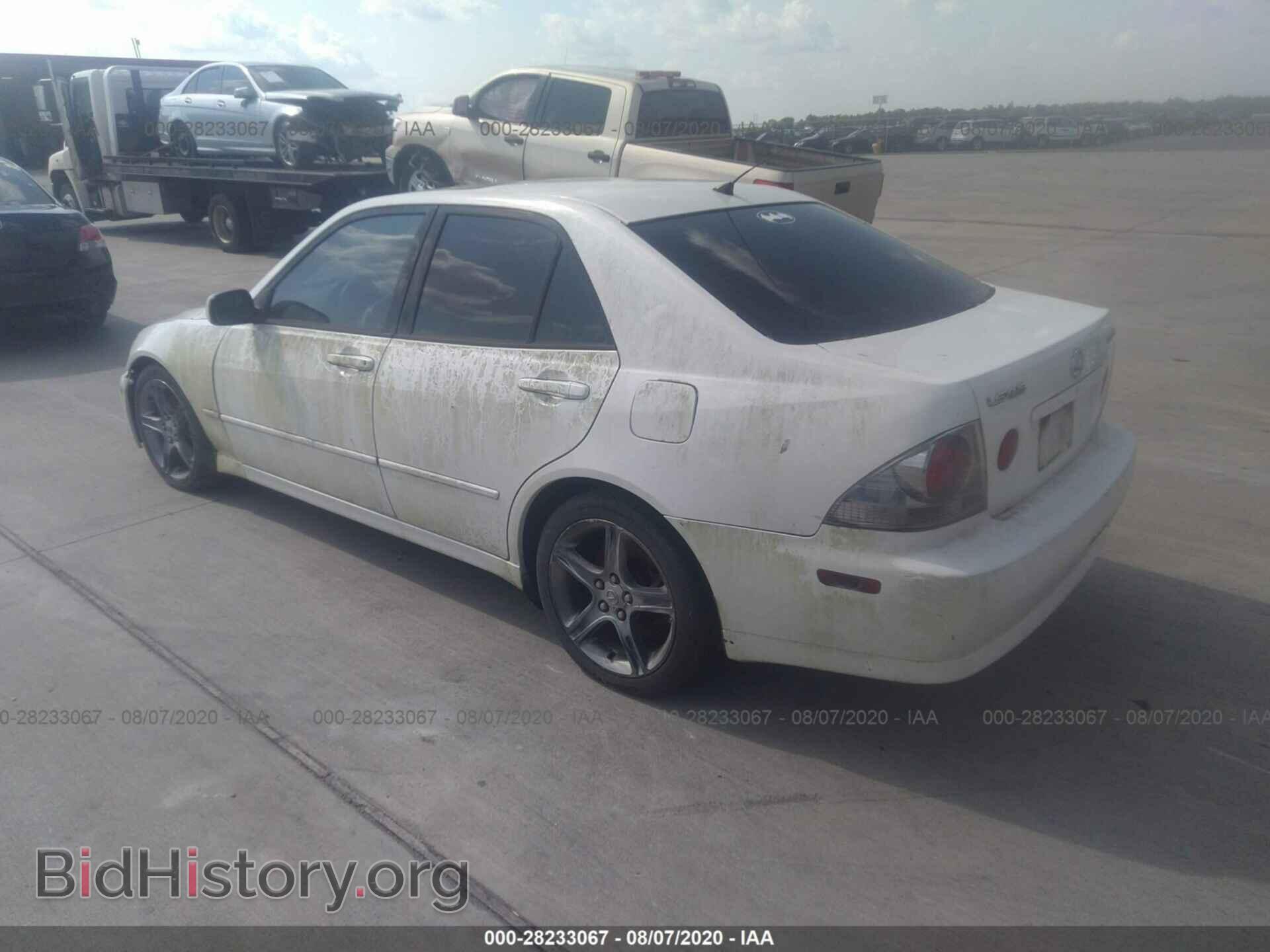 2001 LEXUS IS 300 - VIN: JTHBD182X10024735 - Фото 3