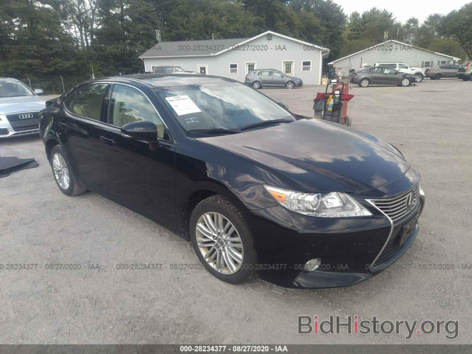 Photo JTHBK1GG5D2031023 - LEXUS ES 350 2013