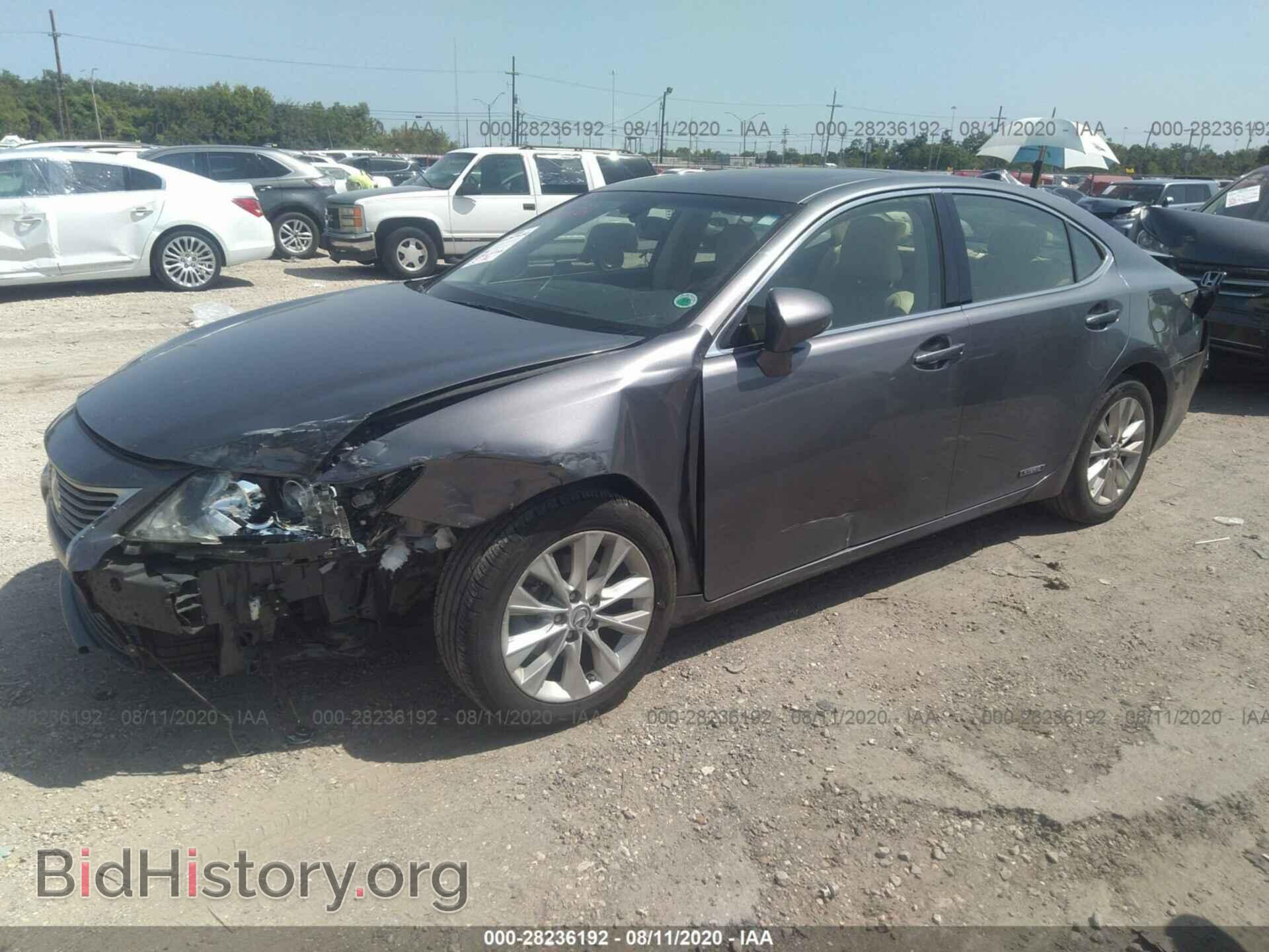 2013 LEXUS ES 300H - VIN: JTHBW1GG4D2004271 - Фото 2