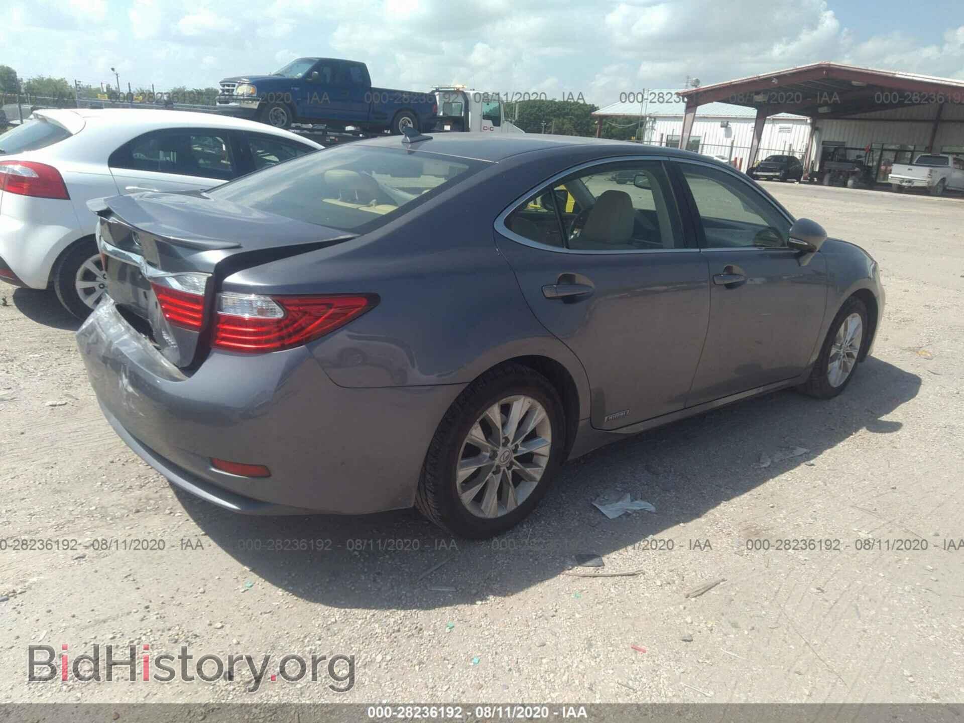 2013 LEXUS ES 300H - VIN: JTHBW1GG4D2004271 - Фото 4
