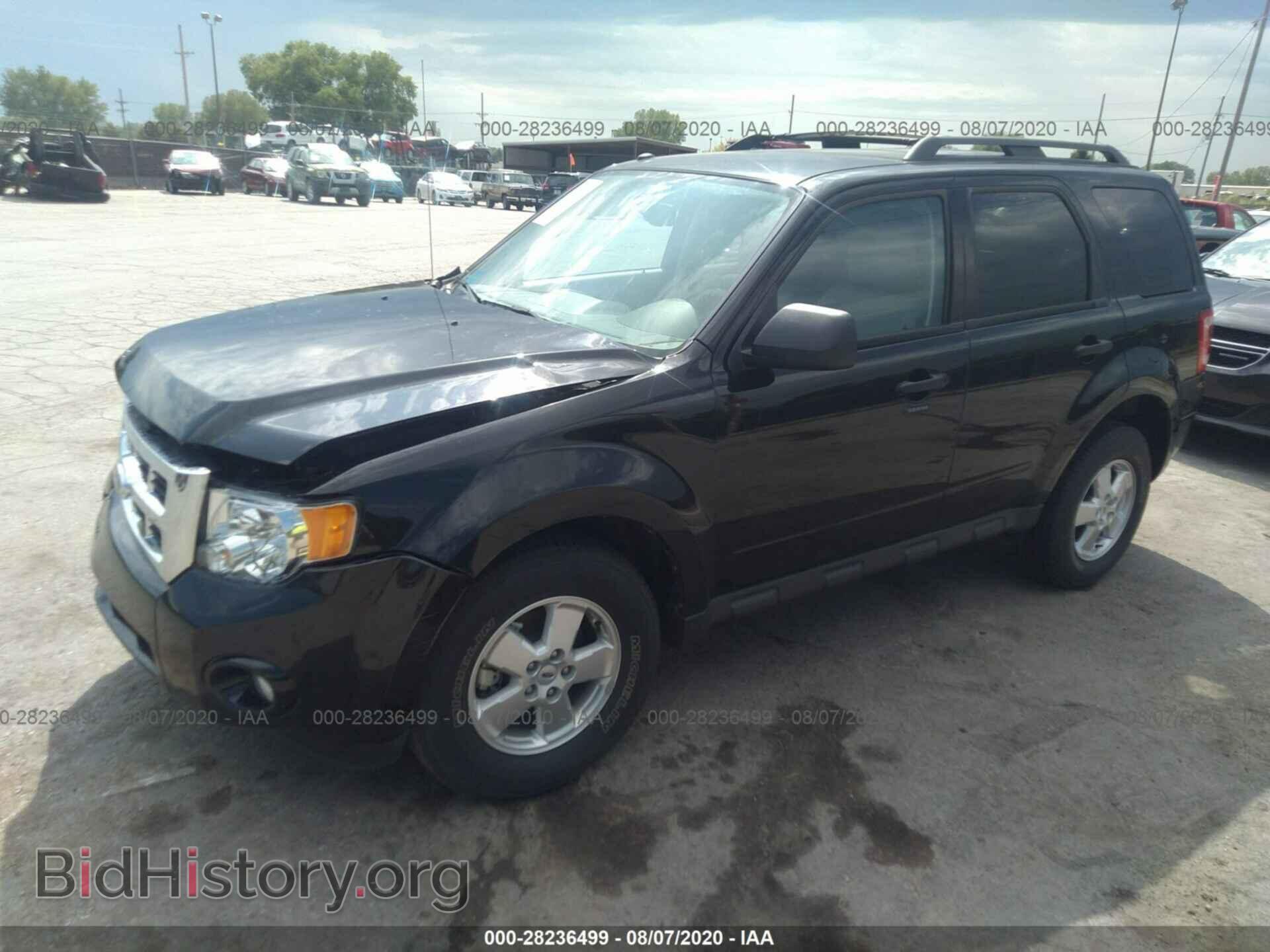 2011 FORD ESCAPE - VIN: 1FMCU9DG4BKC63009 - Фото 2
