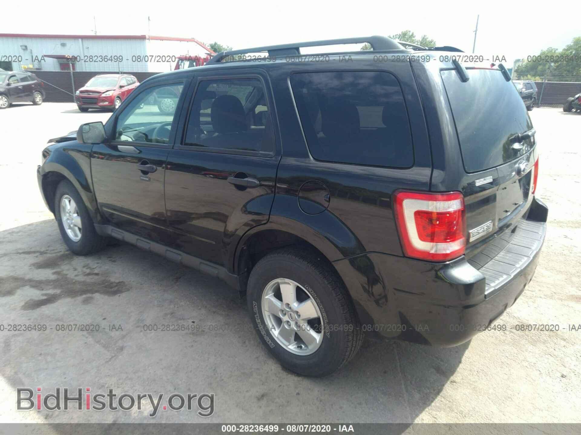 2011 FORD ESCAPE - VIN: 1FMCU9DG4BKC63009 - Фото 3