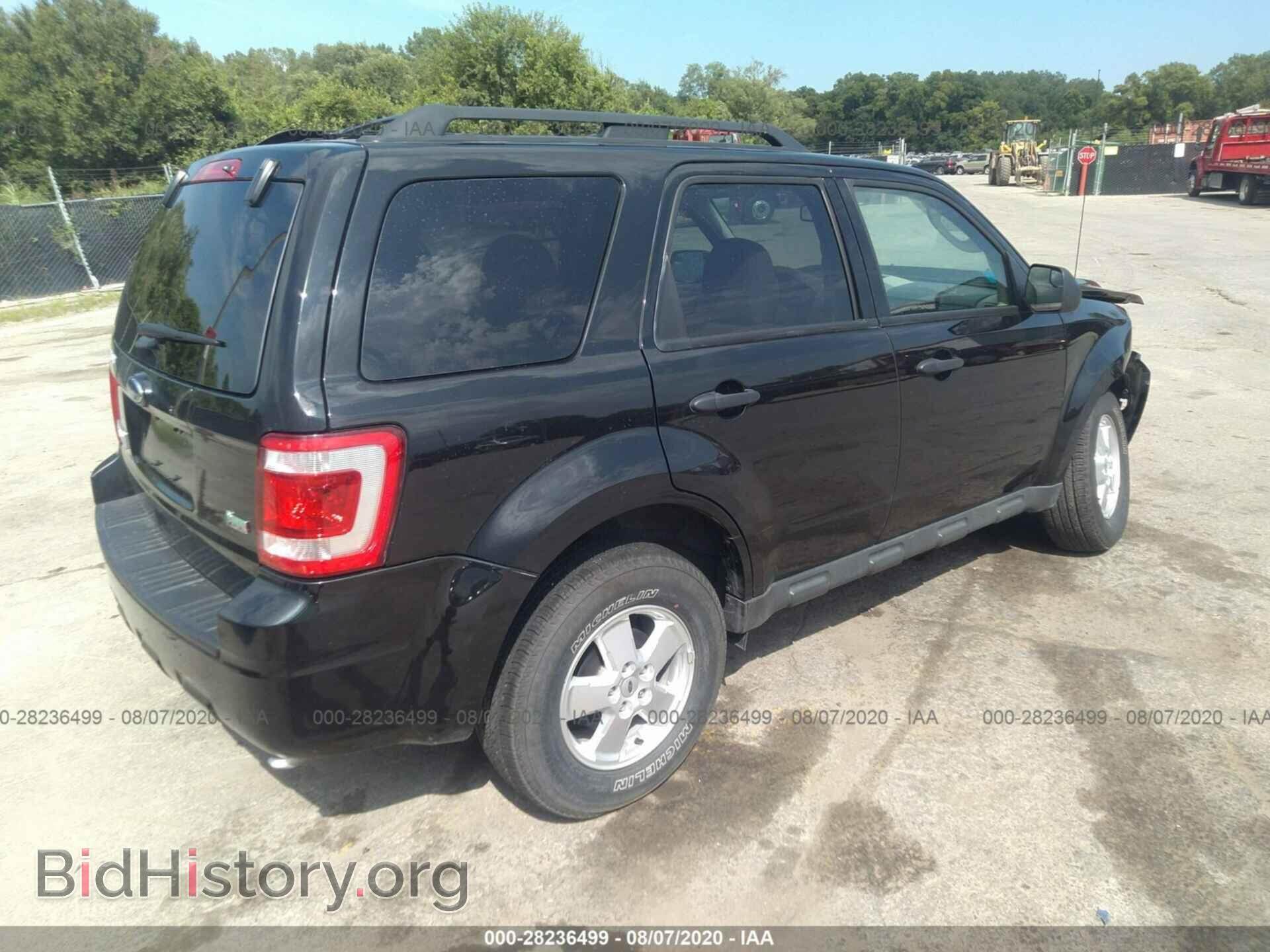 2011 FORD ESCAPE - VIN: 1FMCU9DG4BKC63009 - Фото 4