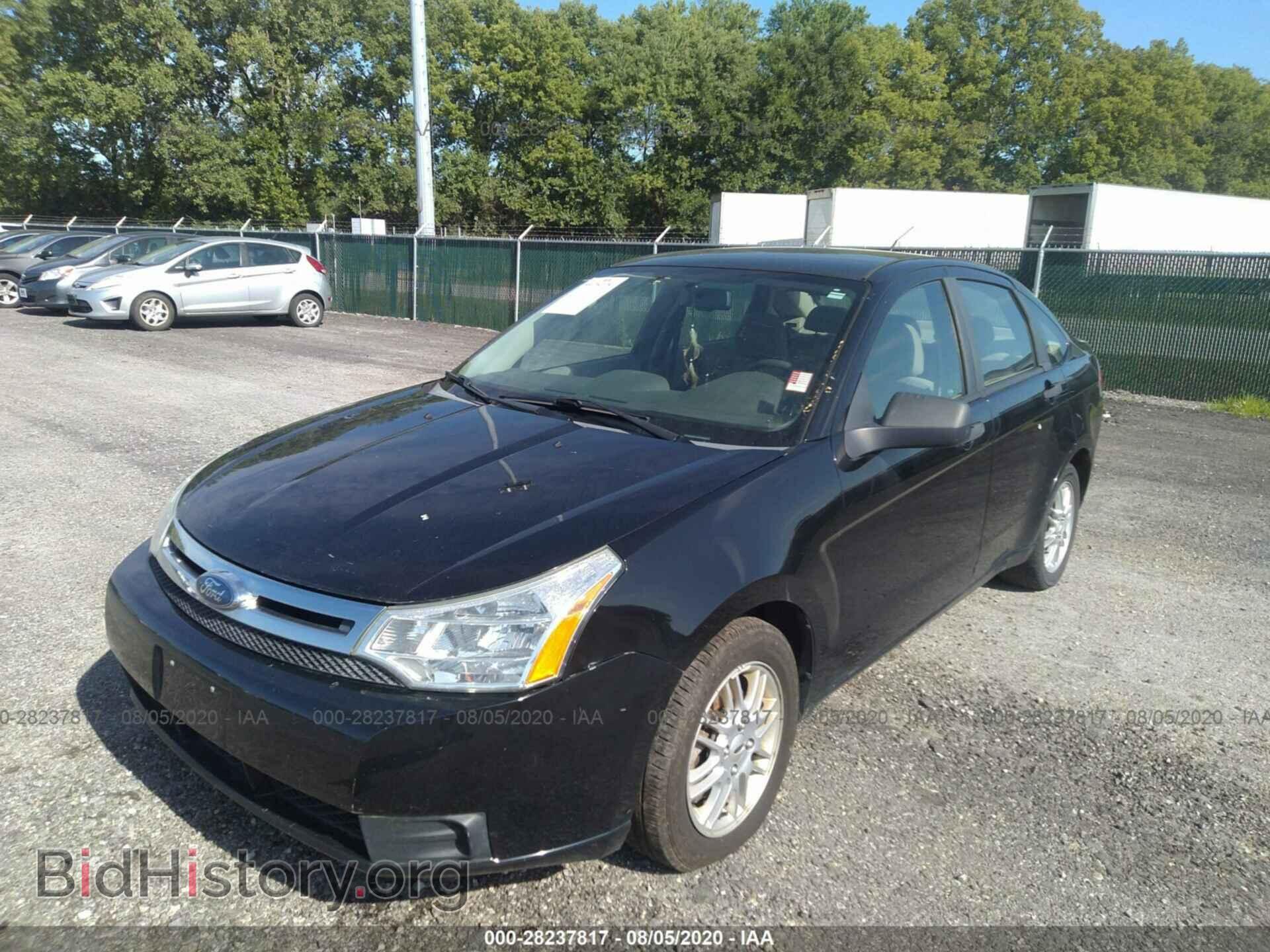 2009 FORD FOCUS - VIN: 1FAHP35N39W100632 - Фото 2