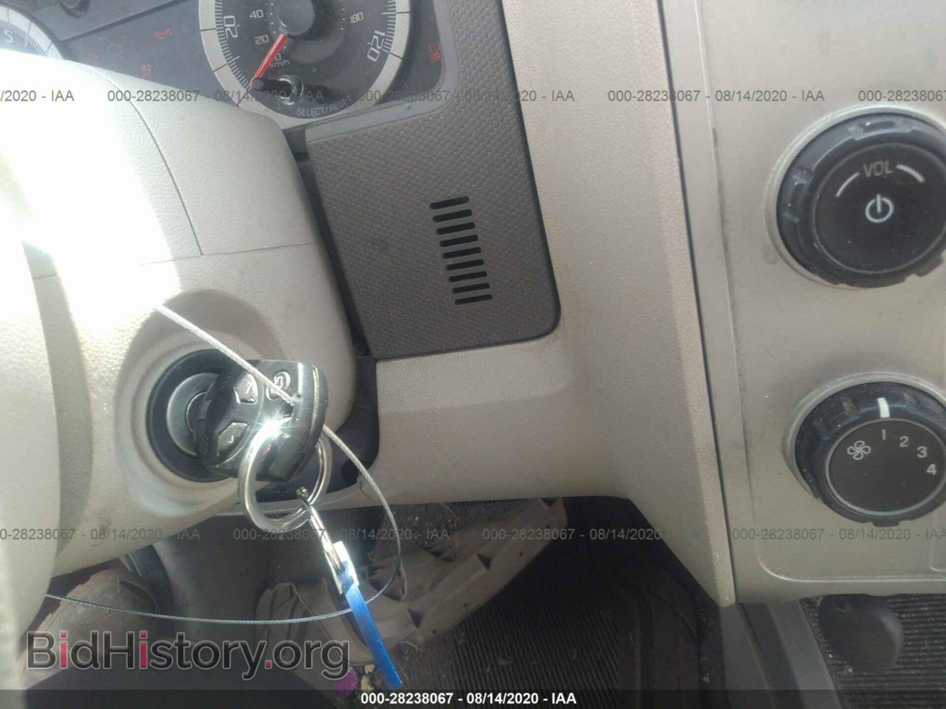 2008 FORD ESCAPE - VIN: 1FMCU93188KB79376 - Фото 11