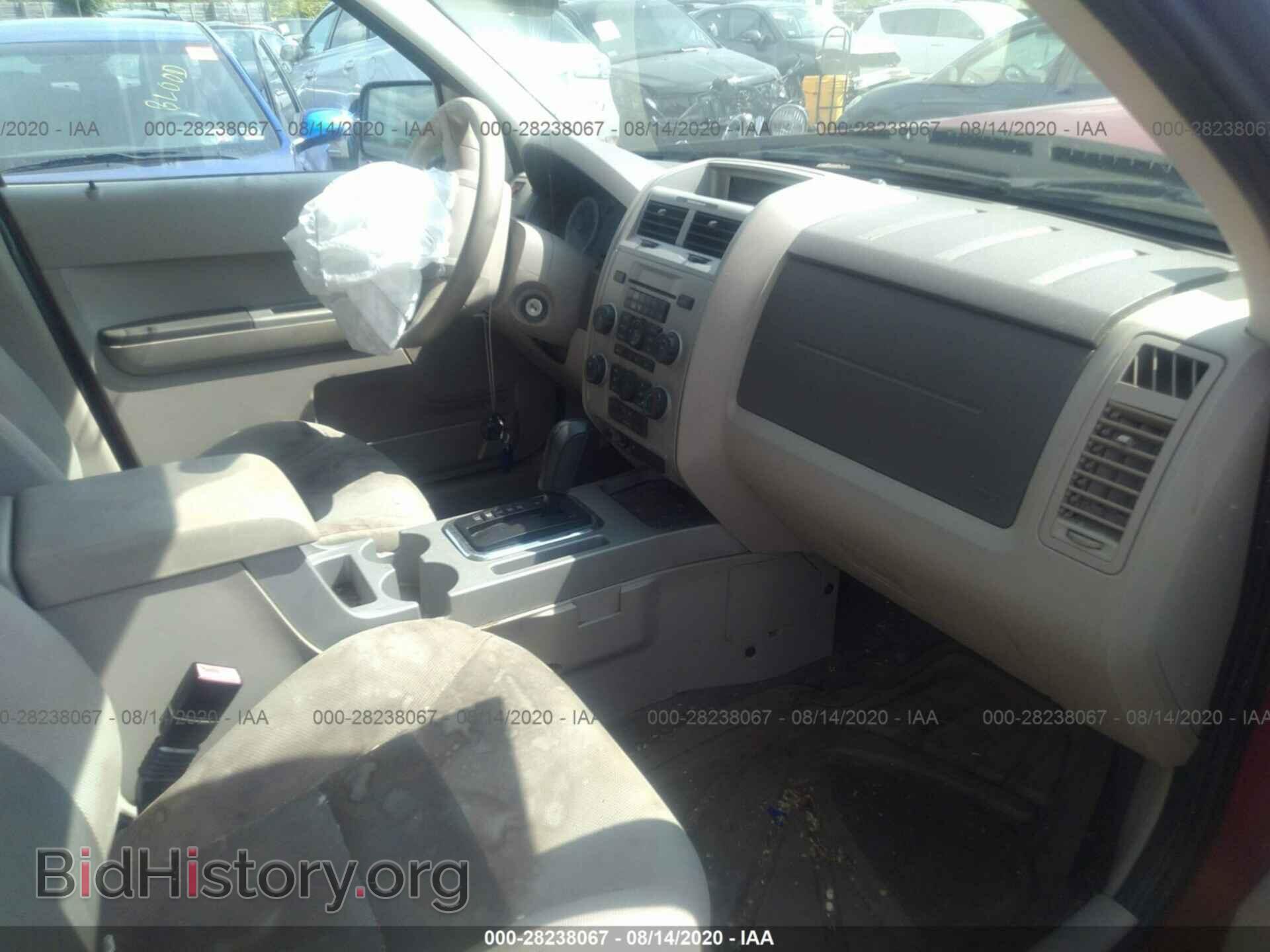 2008 FORD ESCAPE - VIN: 1FMCU93188KB79376 - Фото 5