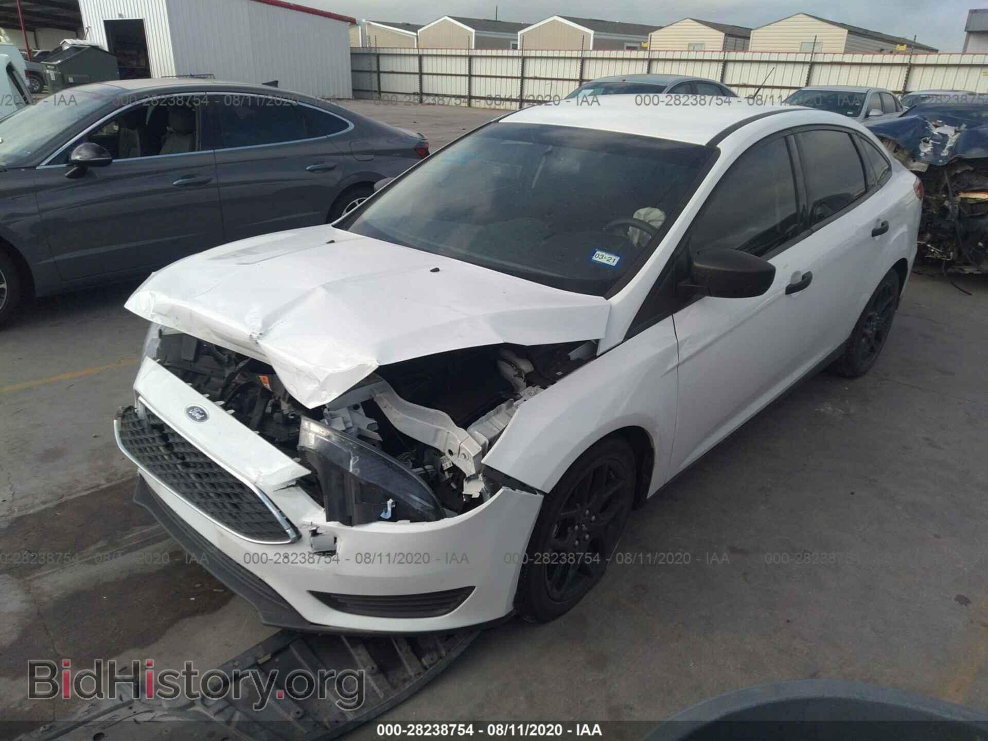 2017 FORD FOCUS - VIN: 1FADP3E27HL332798 - Фото 2
