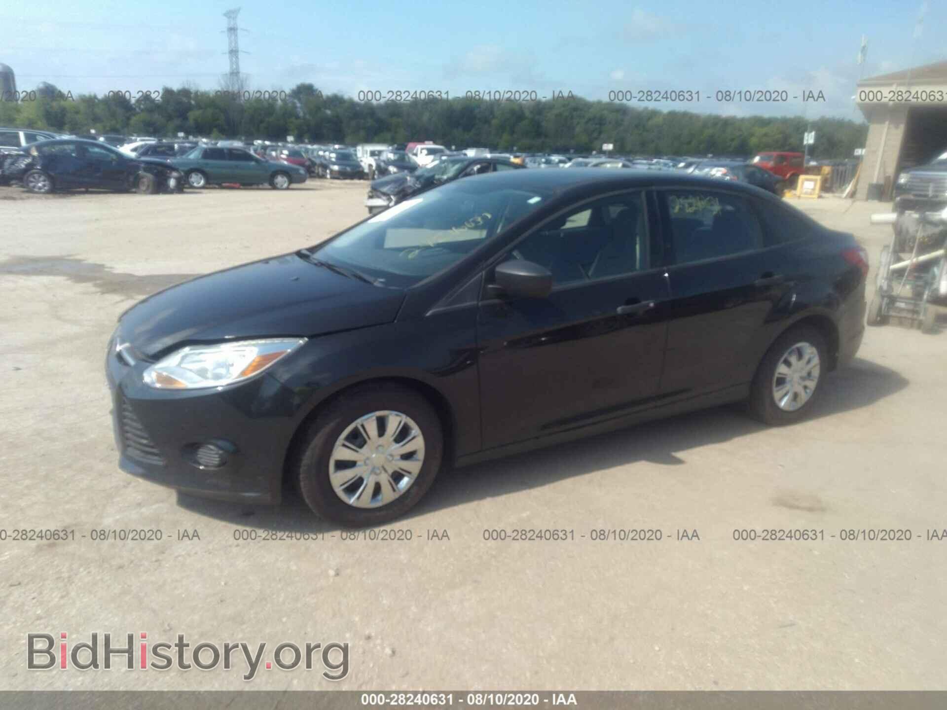 2013 FORD FOCUS - VIN: 1FADP3E24DL122573 - Photo 2