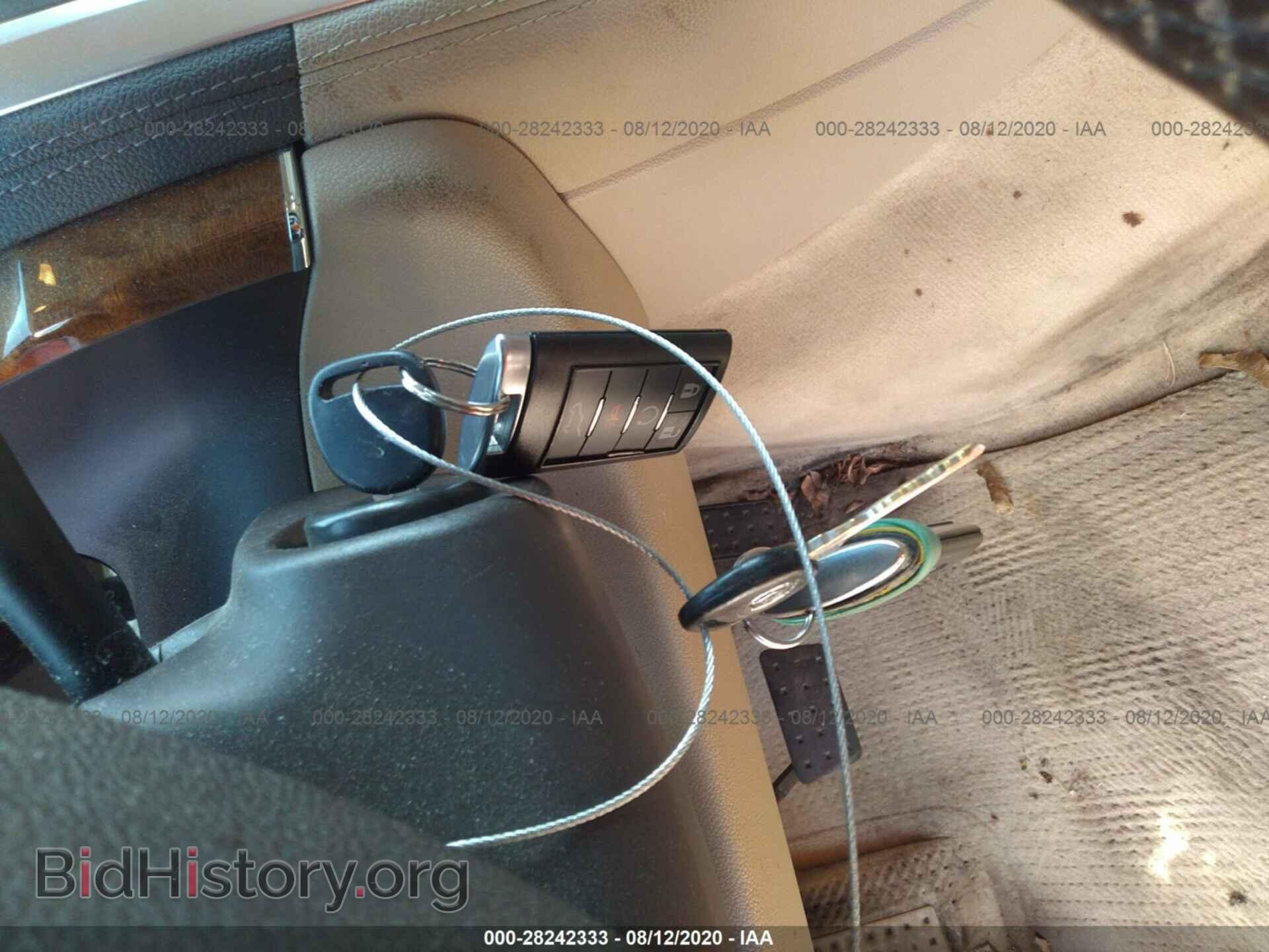 2009 CADILLAC SRX - VIN: 1GYEE437390110930 - Photo 11
