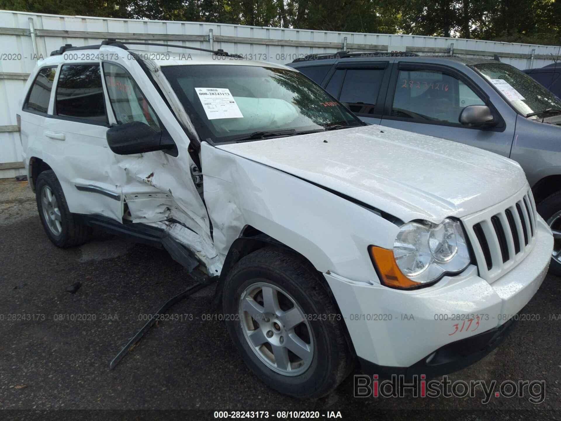 Photo 1J4PR4GK5AC135147 - JEEP GRAND CHEROKEE 2010