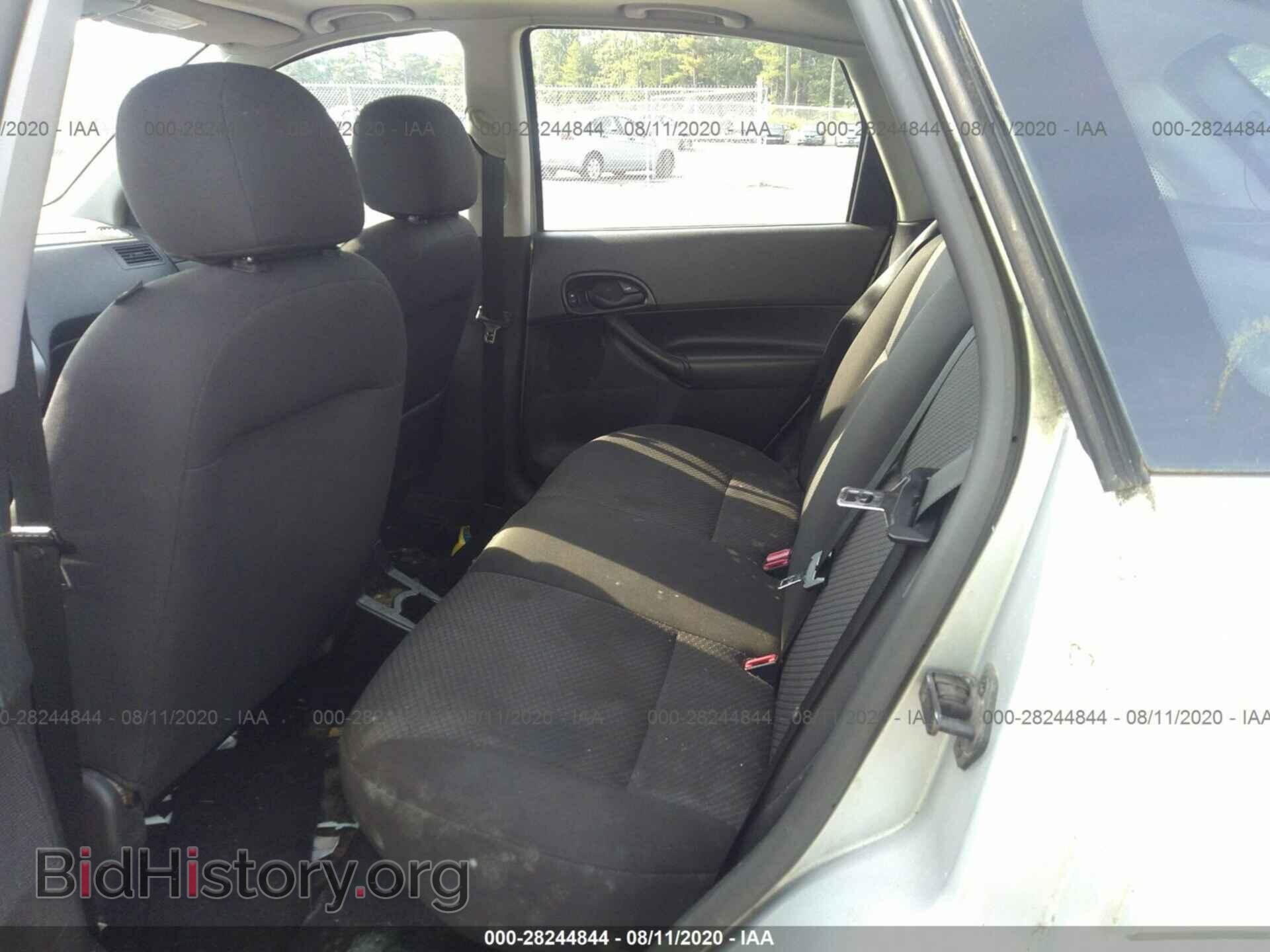 2007 FORD FOCUS - VIN: 1FAHP37NX7W130382 - Фото 8