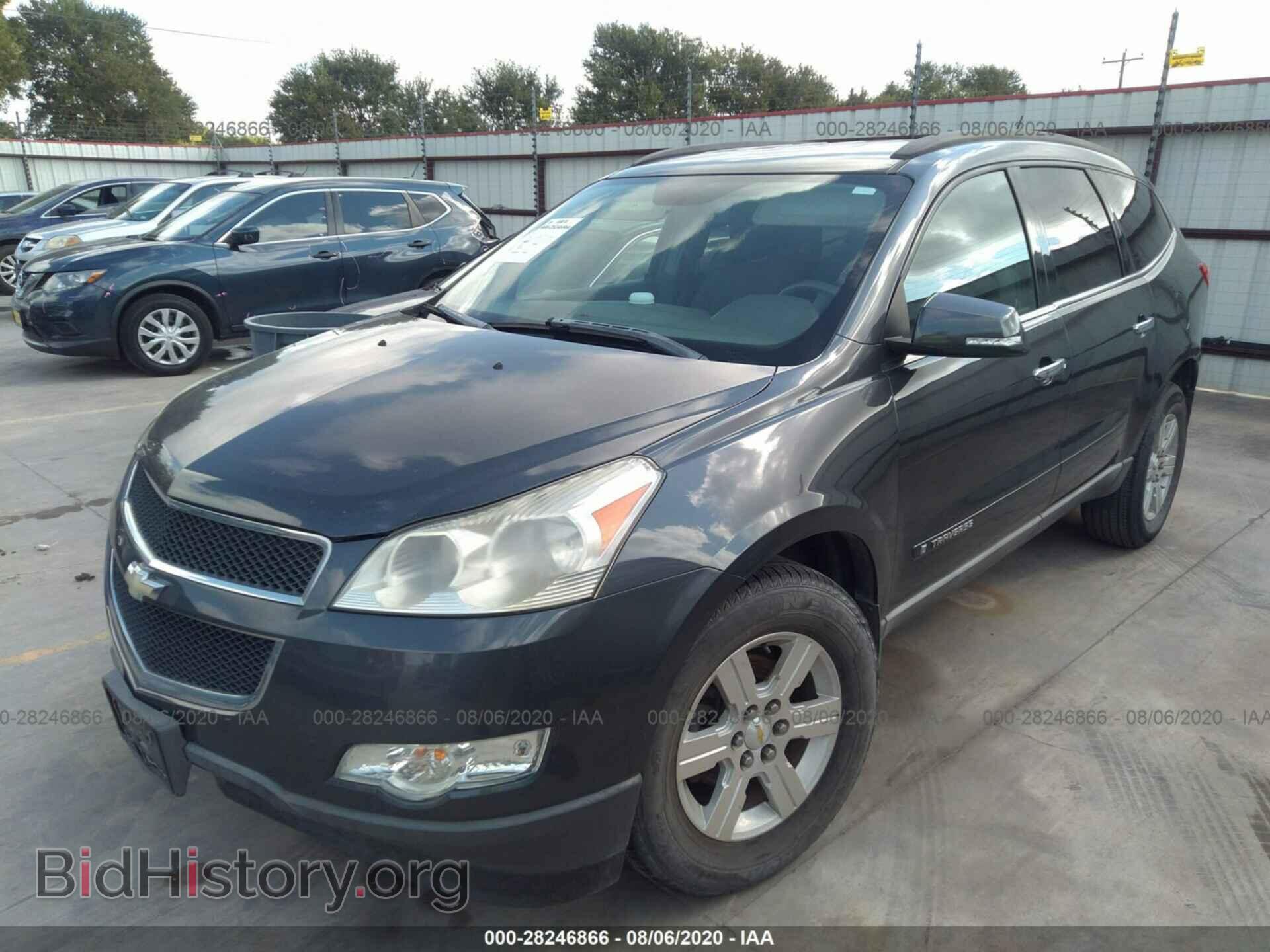 2009 CHEVROLET TRAVERSE - VIN: 1GNER23D29S176885 - Фото 2