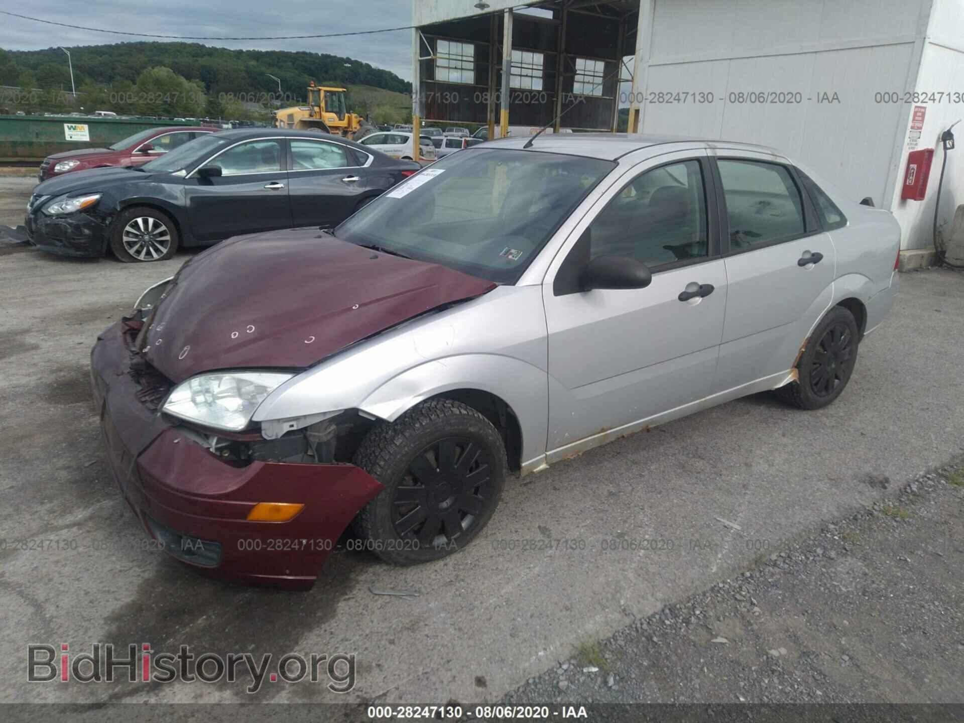 2005 FORD FOCUS - VIN: 1FAFP34N35W188794 - Фото 2