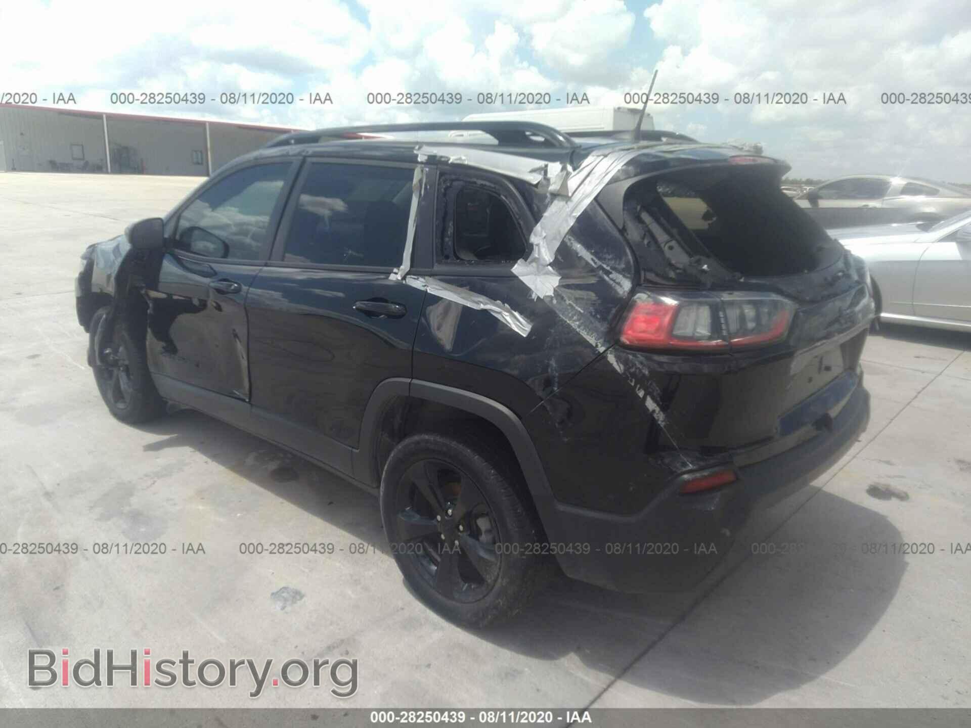 2019 JEEP CHEROKEE - VIN: 1C4PJLLB3KD338742 - Фото 3