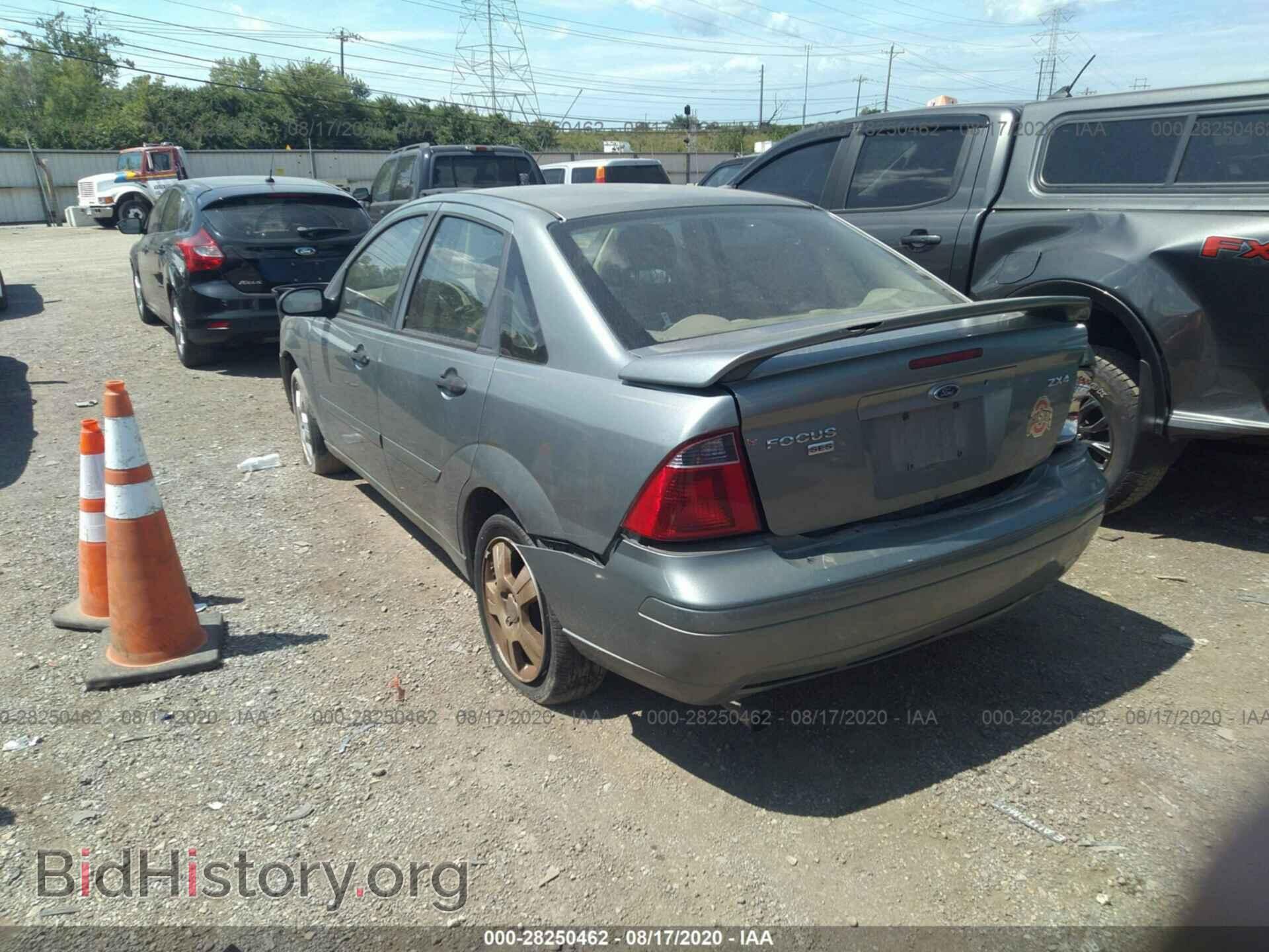 2005 FORD FOCUS - VIN: 1FAFP34N95W242535 - Фото 3