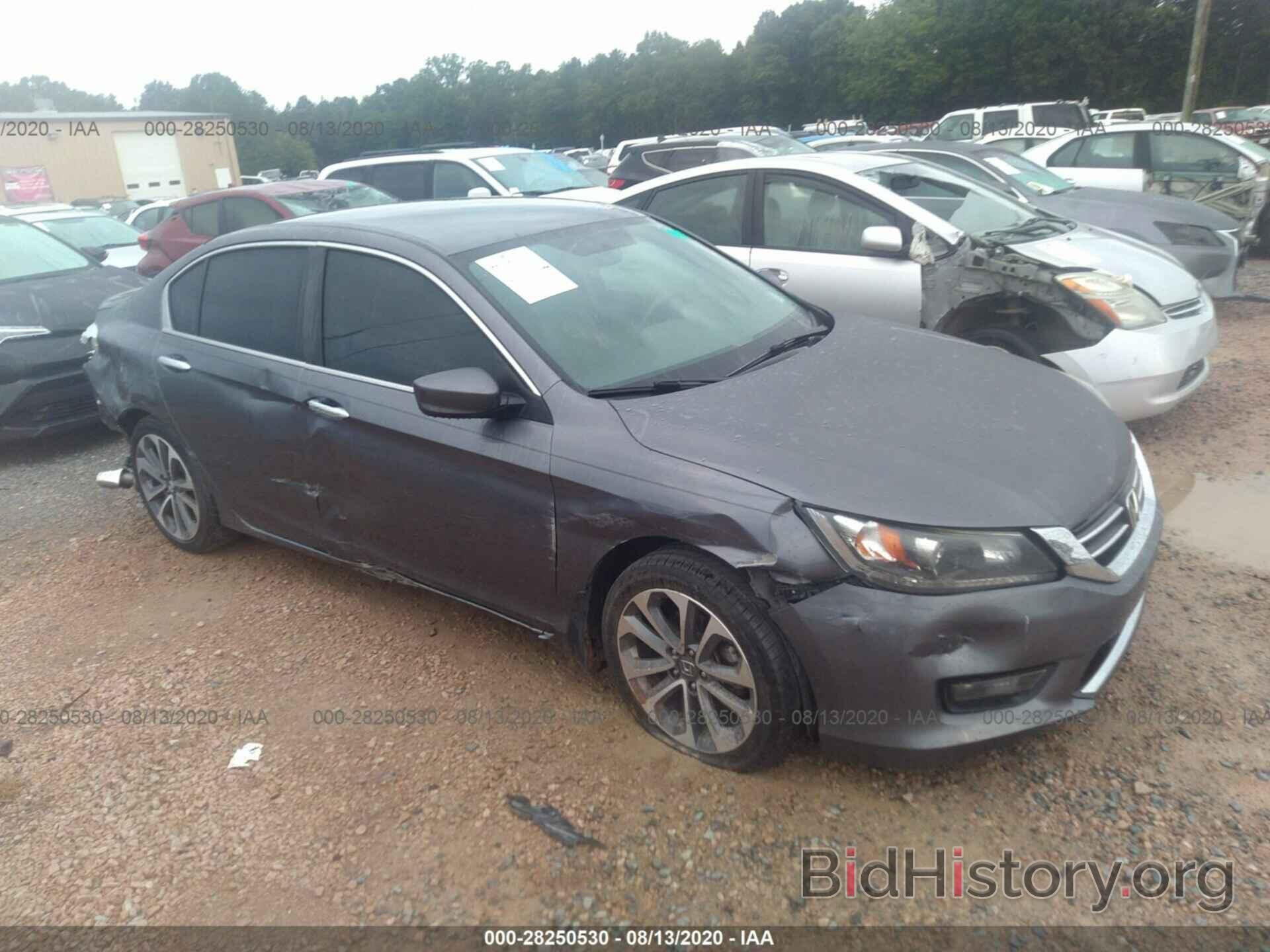 Photo 1HGCR2F59FA267806 - HONDA ACCORD SEDAN 2015