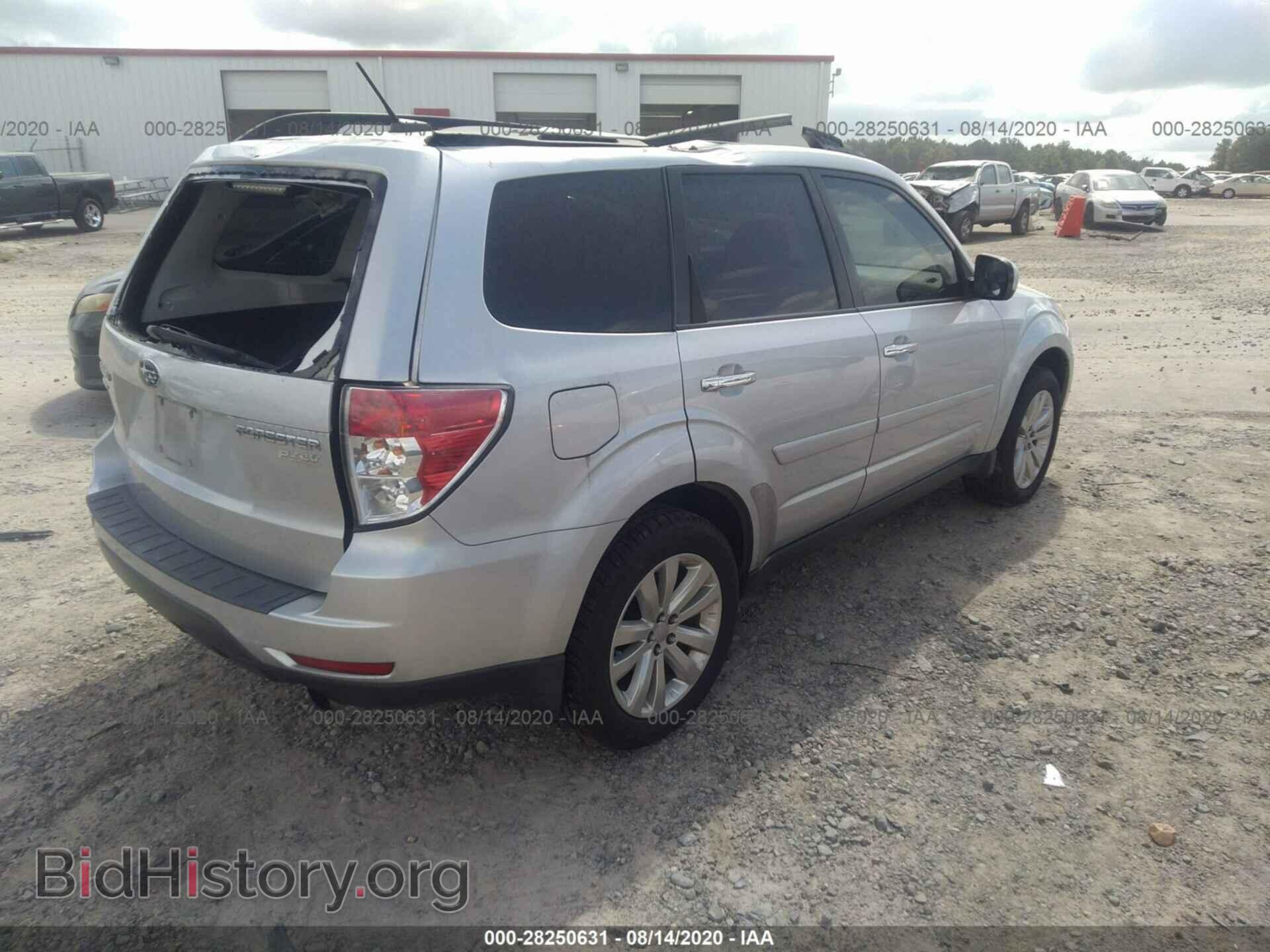 2011 SUBARU FORESTER - VIN: JF2SHAEC8BH724695 - Фото 4