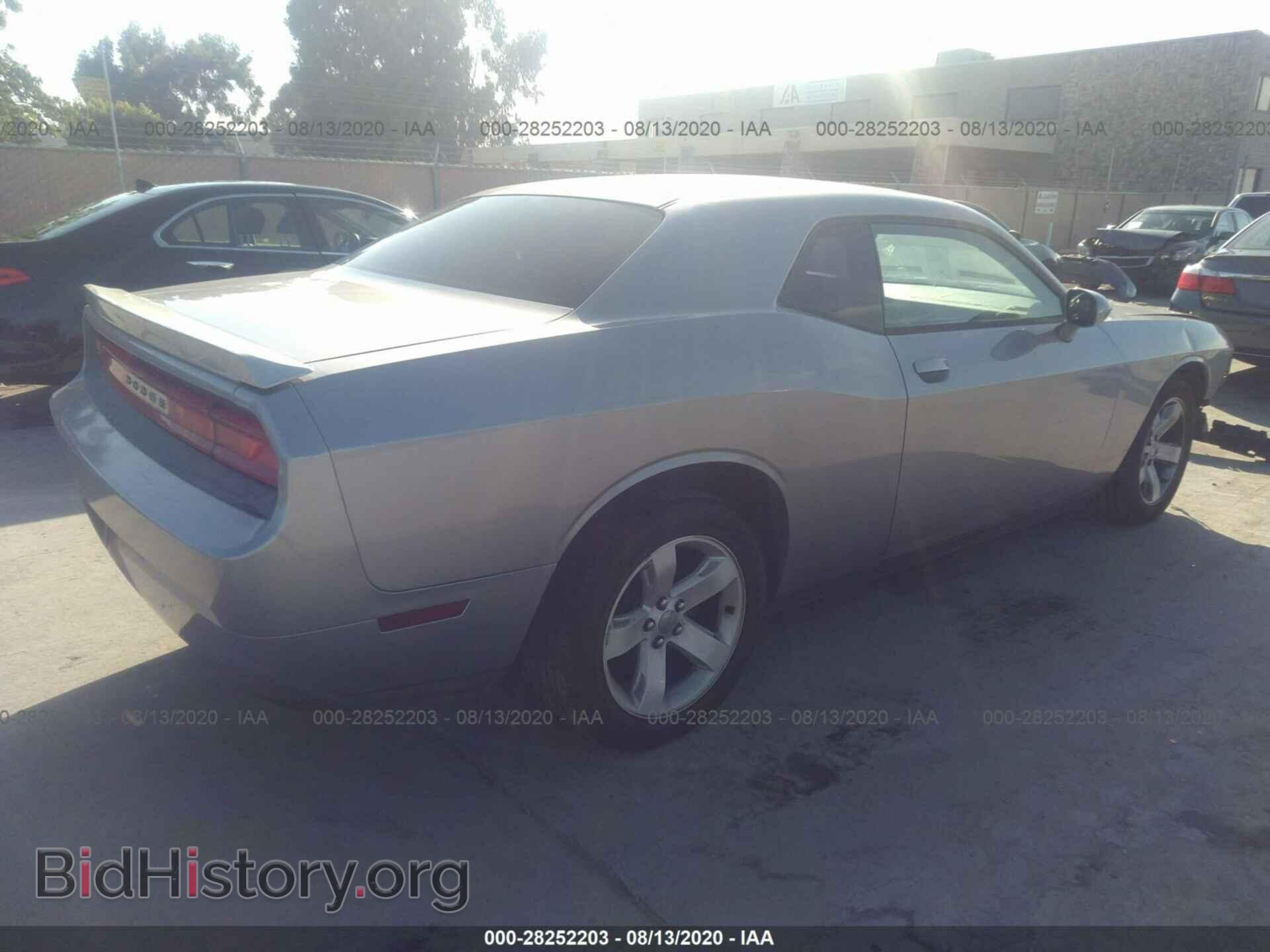 2014 DODGE CHALLENGER - VIN: 2C3CDYAG6EH274497 - Фото 4